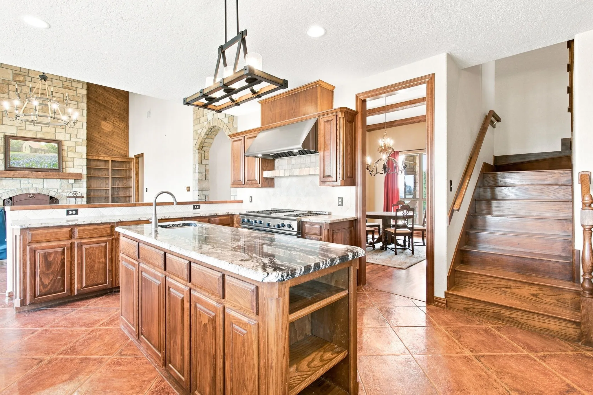 Single Family Residence For Sale in Palo Pinto County , 4350 Village Bend Road, Mineral Wells, Texas 76067, 4 Bedroom, 4 Bathroom, 3 Garage spaces, 3,787 Sqft, built in 2001, Price $1,450,000, mls#21361041, Real Estate Agent in Mineral Wells, Homes For Sale in Palo Pinto county, Homes For Sale in Mineral Wells, Realtor in Mineral Wells Texas, Real Estate Brokerage Independent Realty Texas, Luminita Cordes Realtor