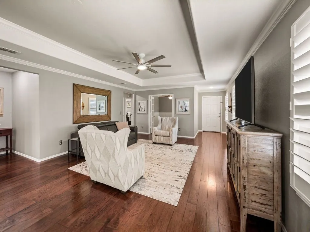 Tray ceilings in Gathering Room