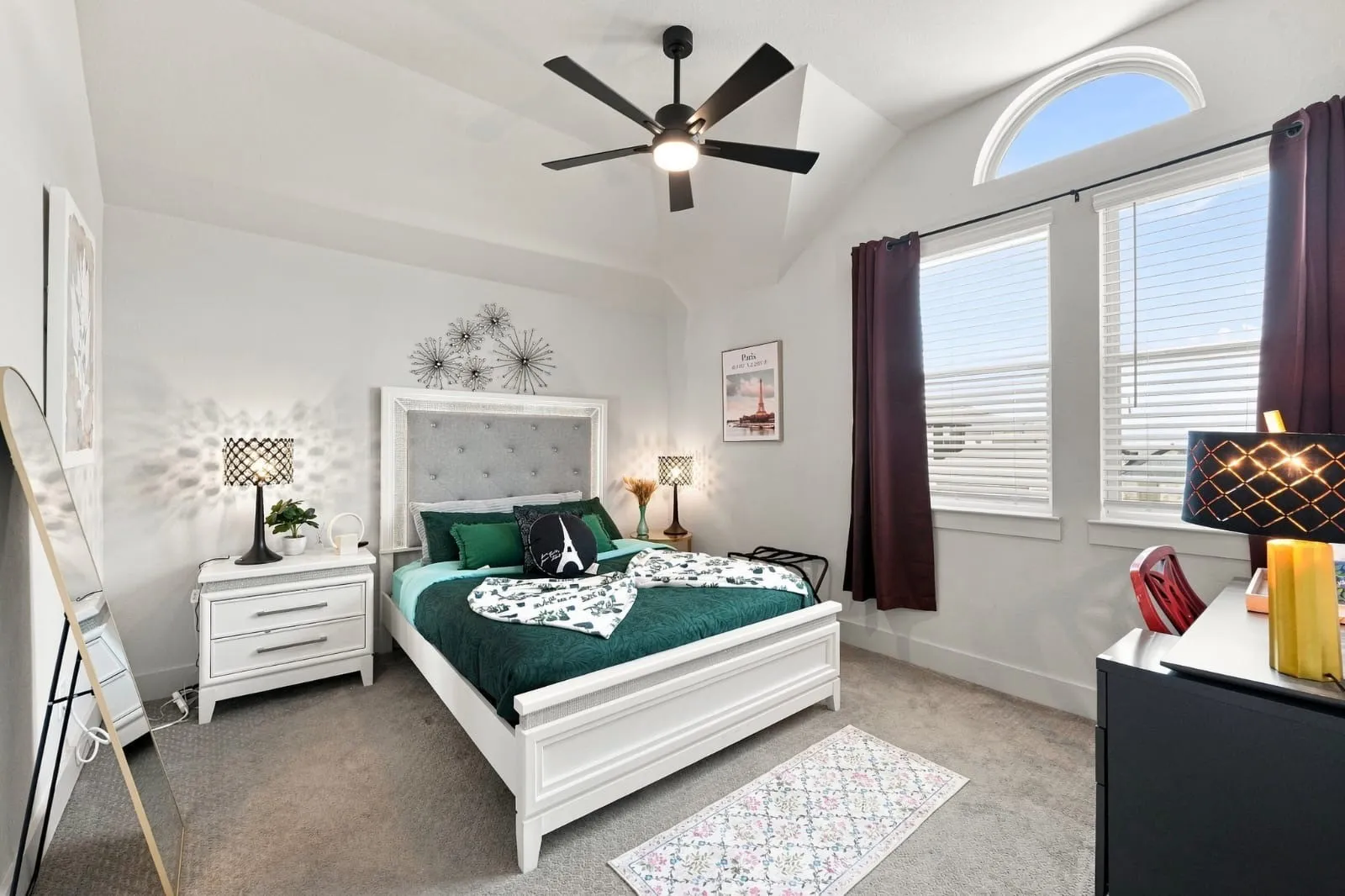 Single Family Residence For Sale in Denton County , 3861 Poppywood Drive, Little Elm, Texas 75068, 5 Bedroom, 4 Bathroom, 2 Garage spaces, 3,253 Sqft, built in 2024, mls#21361102, Real Estate Agent in Little Elm, Homes For Sale in Denton county, Homes For Sale in Little Elm, Realtor in Little Elm Texas, Real Estate Brokerage Independent Realty Texas, Luminita Cordes Realtor