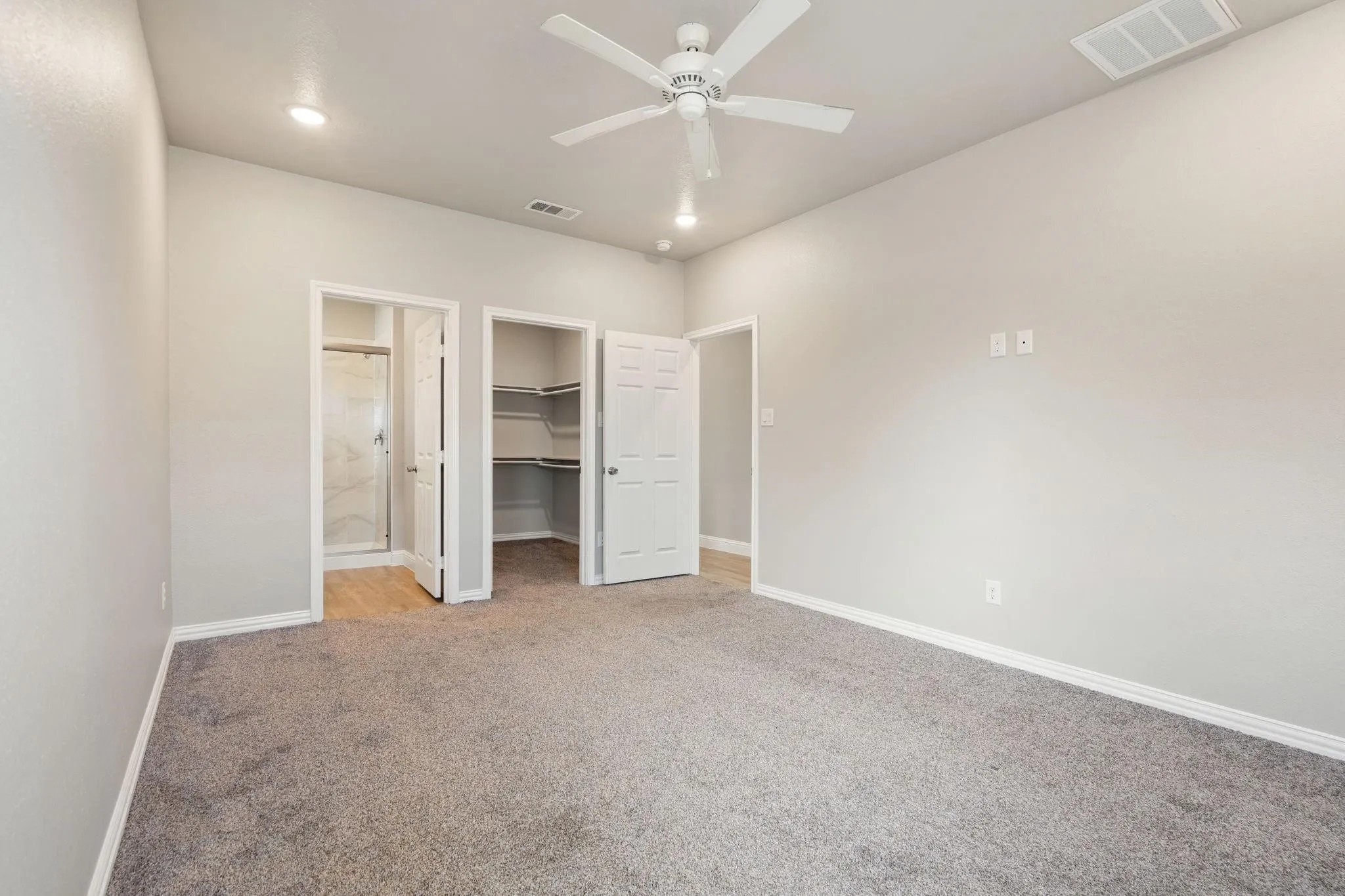 Single Family Residence For Rent in Hunt County , 2306 Church Street, Greenville, Texas 75401, 3 Bedroom, 2 Bathroom, 1 Garage spaces, 1,381 Sqft, built in 2022, mls#21361098, Real Estate Agent in Greenville, Homes For Rent in Hunt county, Homes For Rent in Greenville, Realtor in Greenville Texas, Real Estate Brokerage Independent Realty Texas, Luminita Cordes Realtor
