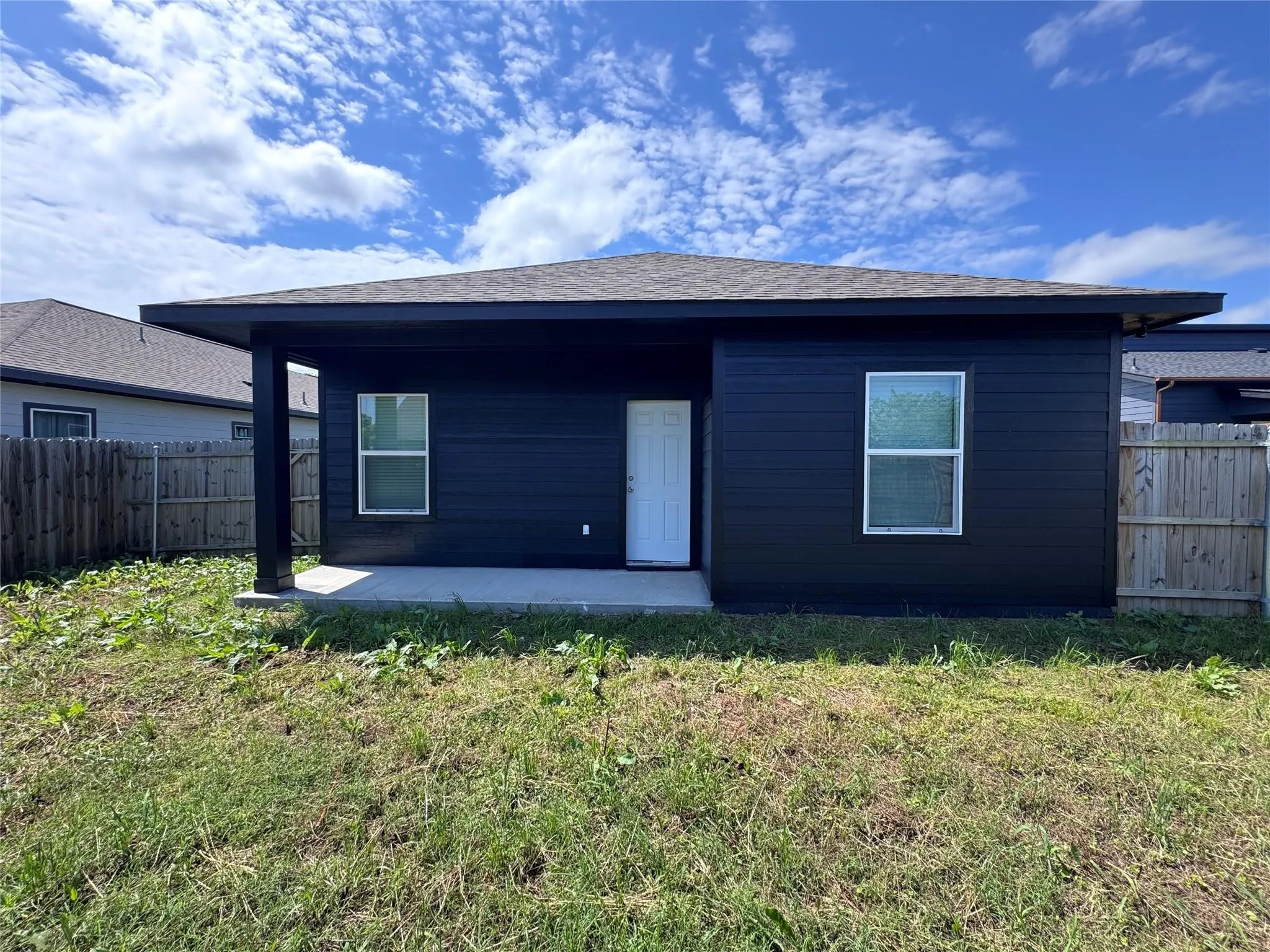 Single Family Residence For Rent in Hunt County , 2306 Church Street, Greenville, Texas 75401, 3 Bedroom, 2 Bathroom, 1 Garage spaces, 1,381 Sqft, built in 2022, mls#21361098, Real Estate Agent in Greenville, Homes For Rent in Hunt county, Homes For Rent in Greenville, Realtor in Greenville Texas, Real Estate Brokerage Independent Realty Texas, Luminita Cordes Realtor
