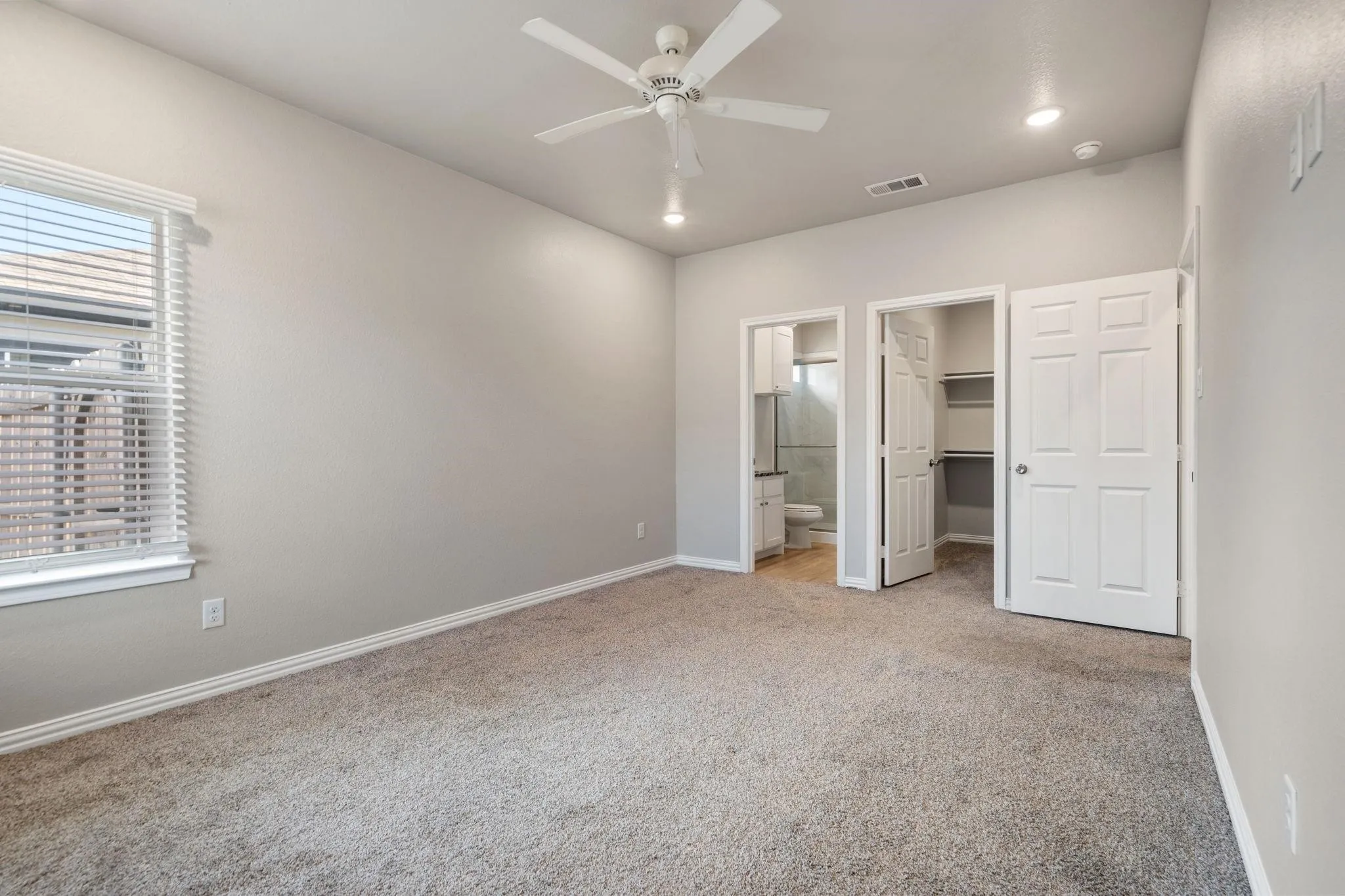 Single Family Residence For Rent in Hunt County , 2306 Church Street, Greenville, Texas 75401, 3 Bedroom, 2 Bathroom, 1 Garage spaces, 1,381 Sqft, built in 2022, mls#21361098, Real Estate Agent in Greenville, Homes For Rent in Hunt county, Homes For Rent in Greenville, Realtor in Greenville Texas, Real Estate Brokerage Independent Realty Texas, Luminita Cordes Realtor
