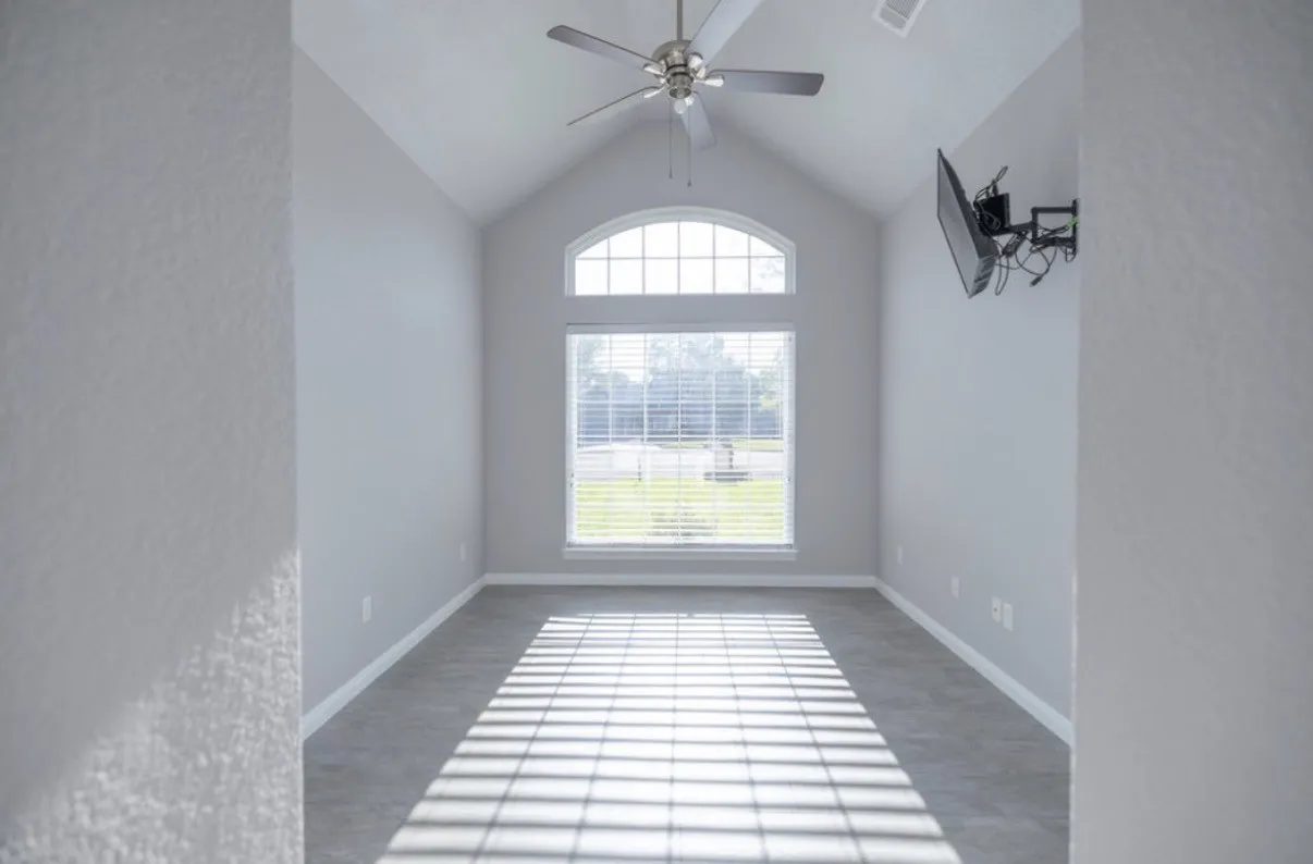 Front Bedroom
