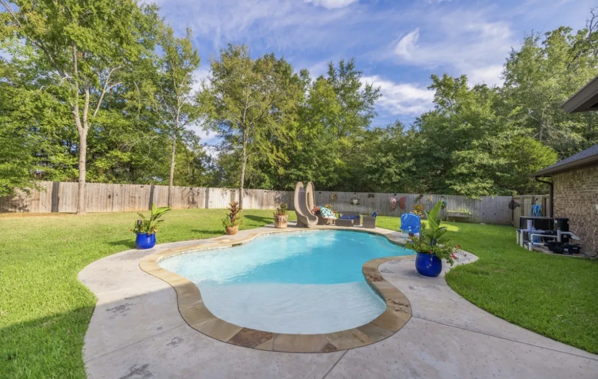 Single Family Residence For Sale in Van Zandt County , 704 Kimberly Lane, Canton, Texas 75103, 4 Bedroom, 2 Bathroom, 1 Garage spaces, 2,408 Sqft, built in 2022, mls#21361114, Real Estate Agent in Canton, Homes For Sale in Van Zandt county, Homes For Sale in Canton, Realtor in Canton Texas, Real Estate Brokerage Independent Realty Texas, Luminita Cordes Realtor