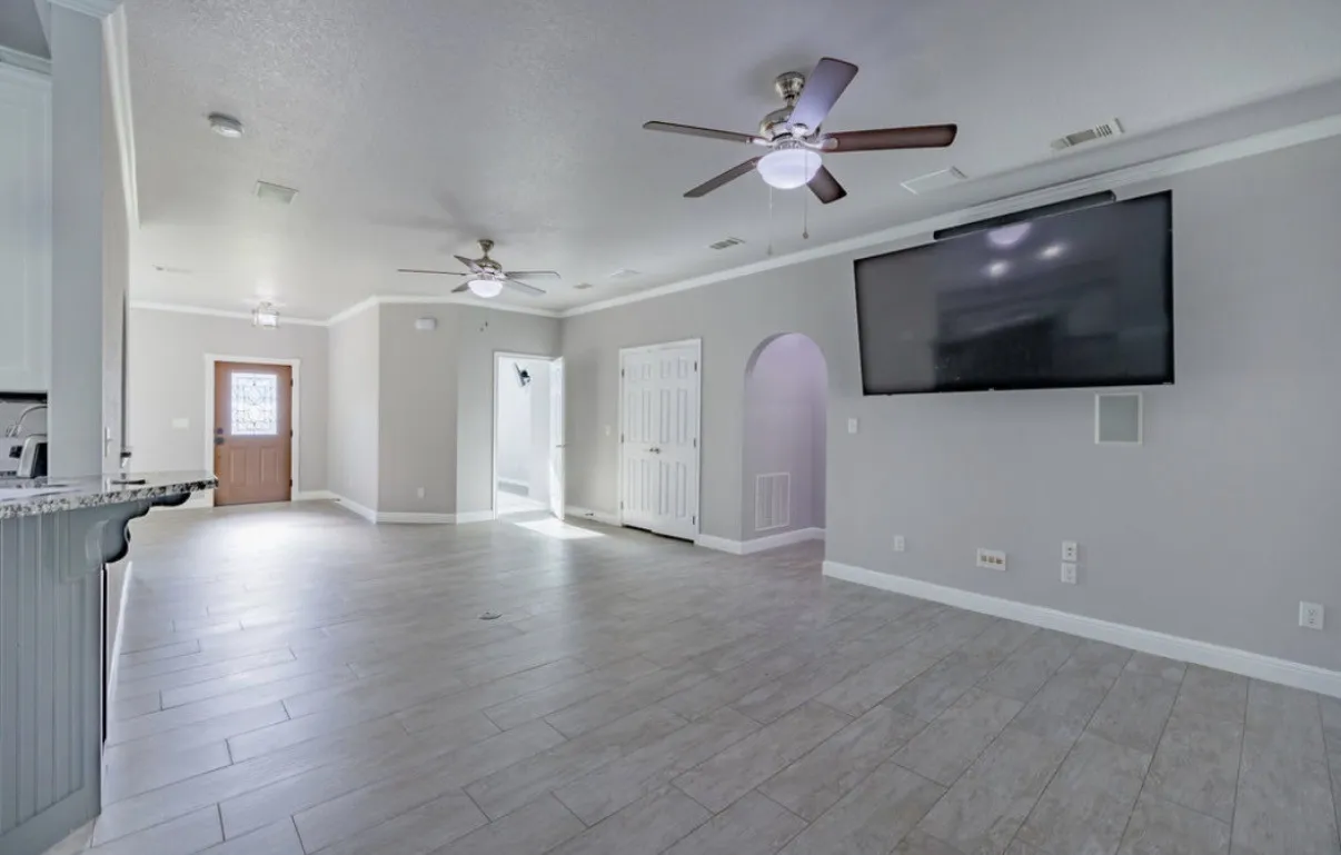 Single Family Residence For Sale in Van Zandt County , 704 Kimberly Lane, Canton, Texas 75103, 4 Bedroom, 2 Bathroom, 1 Garage spaces, 2,408 Sqft, built in 2022, mls#21361114, Real Estate Agent in Canton, Homes For Sale in Van Zandt county, Homes For Sale in Canton, Realtor in Canton Texas, Real Estate Brokerage Independent Realty Texas, Luminita Cordes Realtor