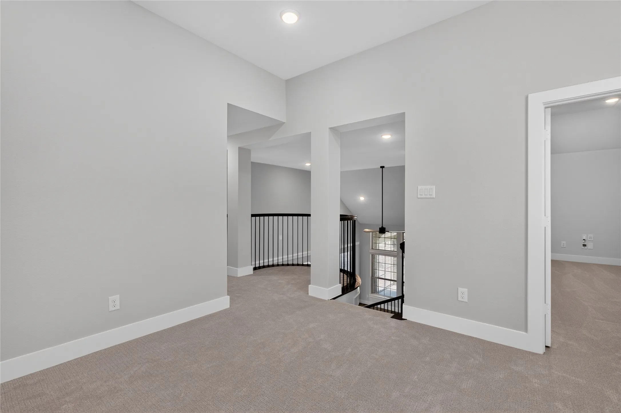 Single Family Residence For Rent in Denton County , 2036 Valencia Drive, Little Elm, Texas 75068, 6 Bedroom, 4 Bathroom, 2 Garage spaces, 3,522 Sqft, built in 2024, mls#21361117, Real Estate Agent in Little Elm, Homes For Rent in Denton county, Homes For Rent in Little Elm, Realtor in Little Elm Texas, Real Estate Brokerage Independent Realty Texas, Luminita Cordes Realtor