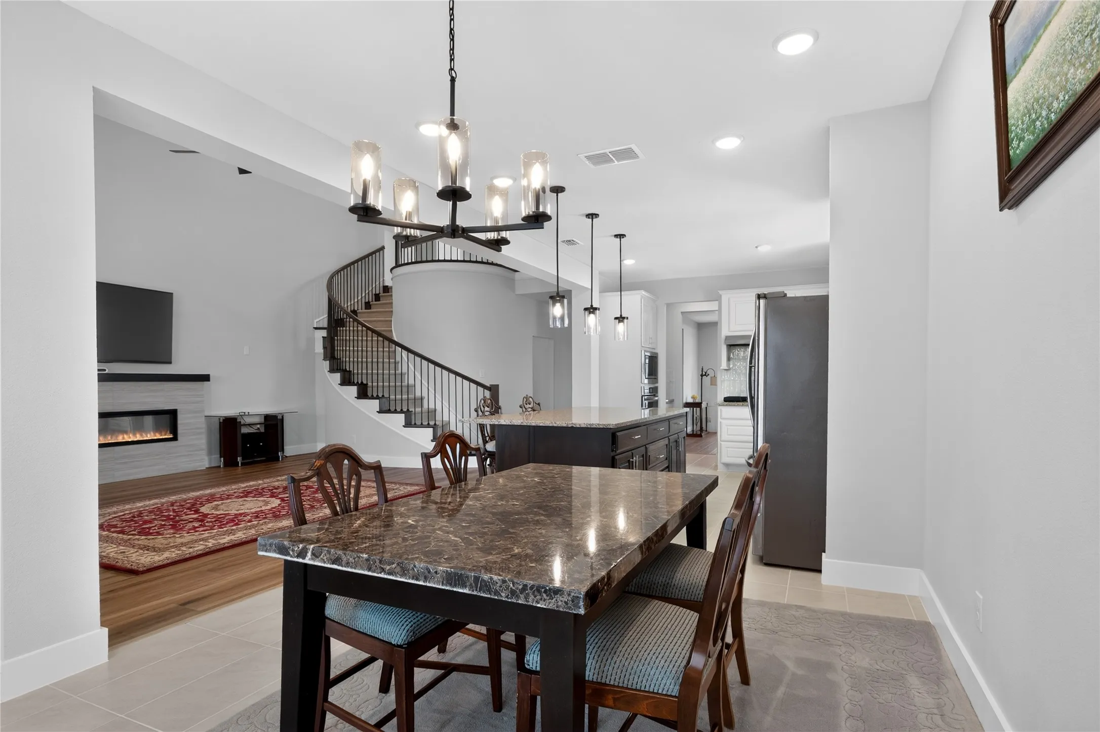 Single Family Residence For Rent in Denton County , 2036 Valencia Drive, Little Elm, Texas 75068, 6 Bedroom, 4 Bathroom, 2 Garage spaces, 3,522 Sqft, built in 2024, mls#21361117, Real Estate Agent in Little Elm, Homes For Rent in Denton county, Homes For Rent in Little Elm, Realtor in Little Elm Texas, Real Estate Brokerage Independent Realty Texas, Luminita Cordes Realtor