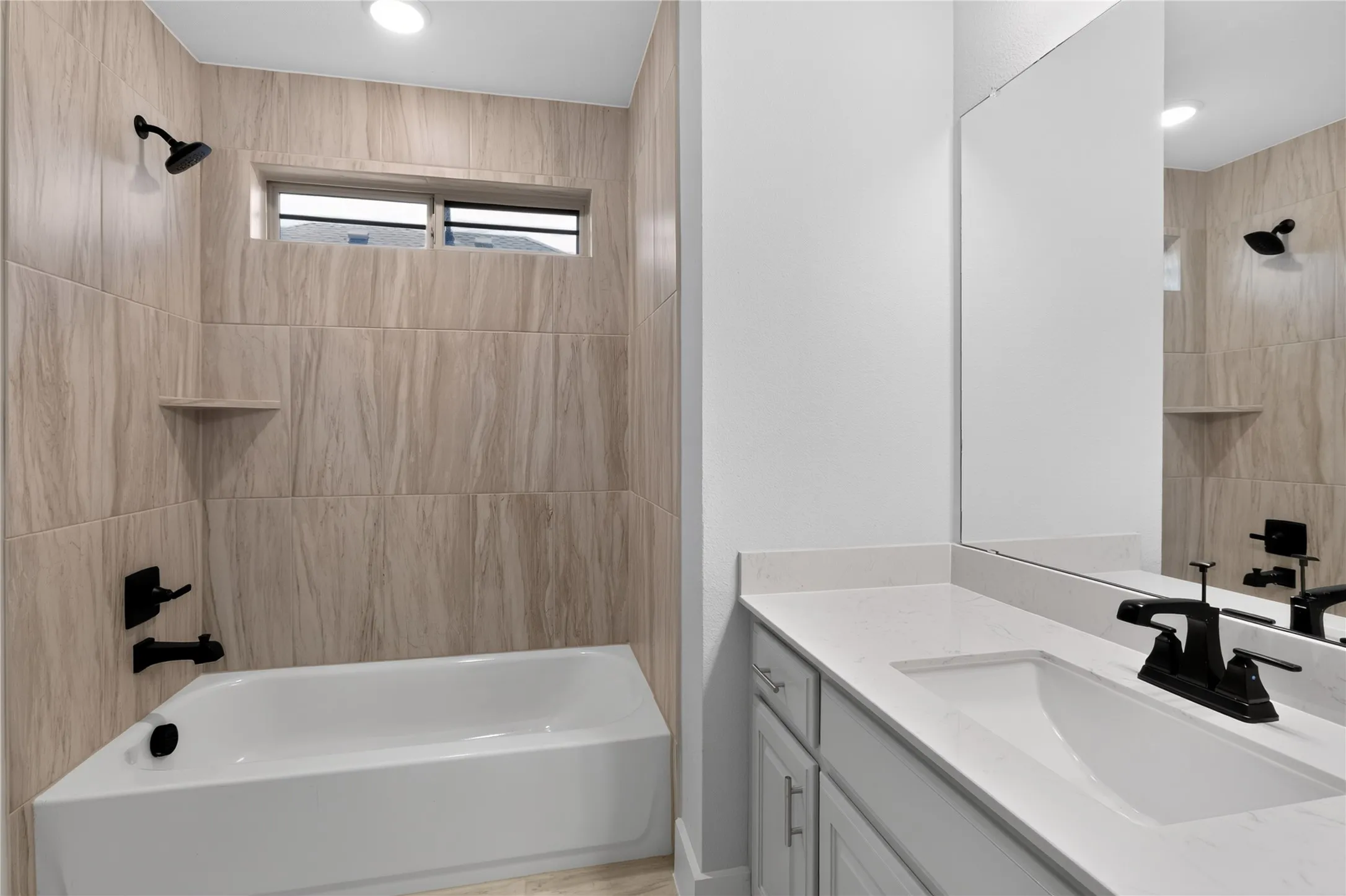 Single Family Residence For Rent in Denton County , 2036 Valencia Drive, Little Elm, Texas 75068, 6 Bedroom, 4 Bathroom, 2 Garage spaces, 3,522 Sqft, built in 2024, mls#21361117, Real Estate Agent in Little Elm, Homes For Rent in Denton county, Homes For Rent in Little Elm, Realtor in Little Elm Texas, Real Estate Brokerage Independent Realty Texas, Luminita Cordes Realtor