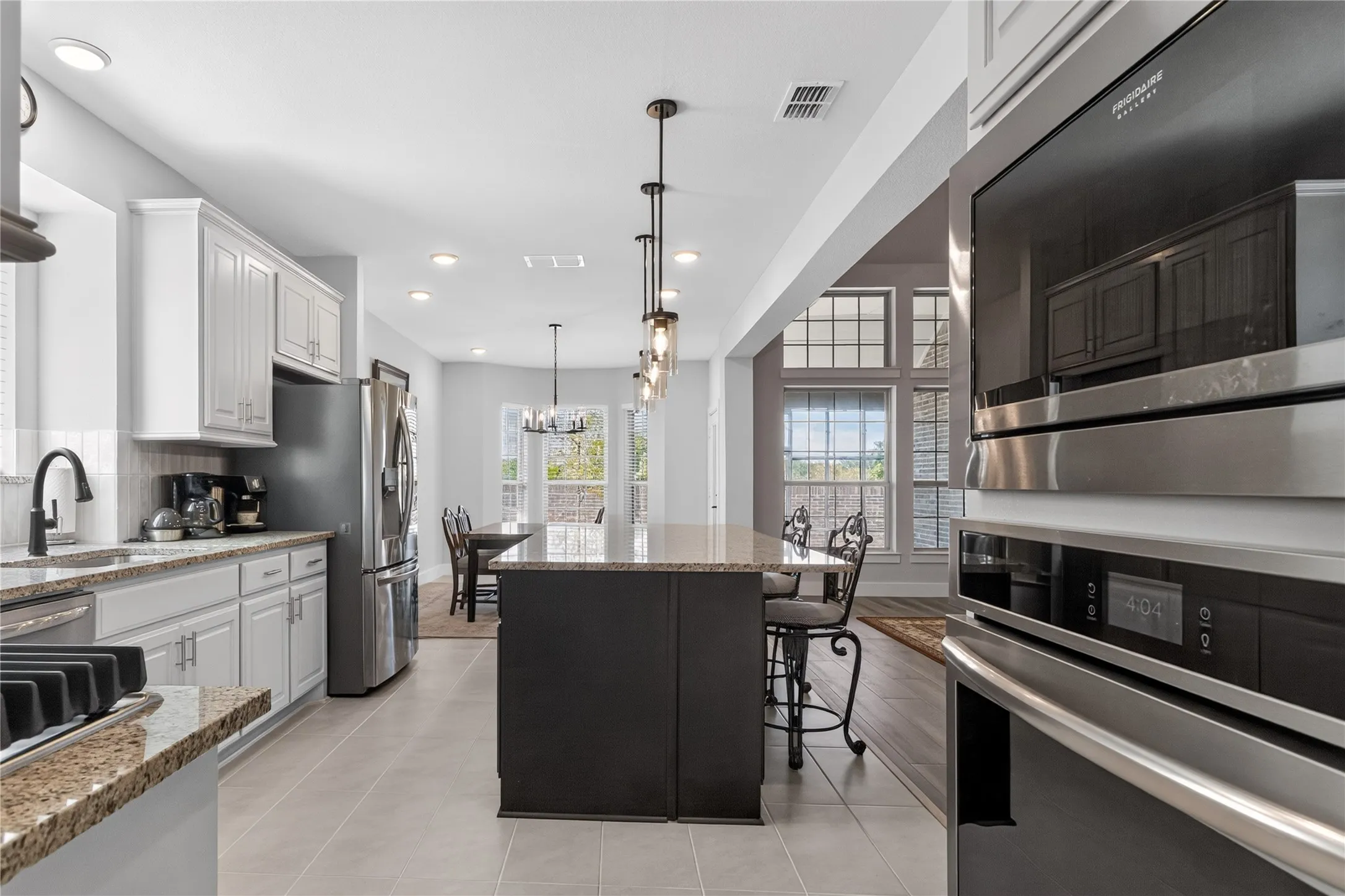 Single Family Residence For Rent in Denton County , 2036 Valencia Drive, Little Elm, Texas 75068, 6 Bedroom, 4 Bathroom, 2 Garage spaces, 3,522 Sqft, built in 2024, mls#21361117, Real Estate Agent in Little Elm, Homes For Rent in Denton county, Homes For Rent in Little Elm, Realtor in Little Elm Texas, Real Estate Brokerage Independent Realty Texas, Luminita Cordes Realtor