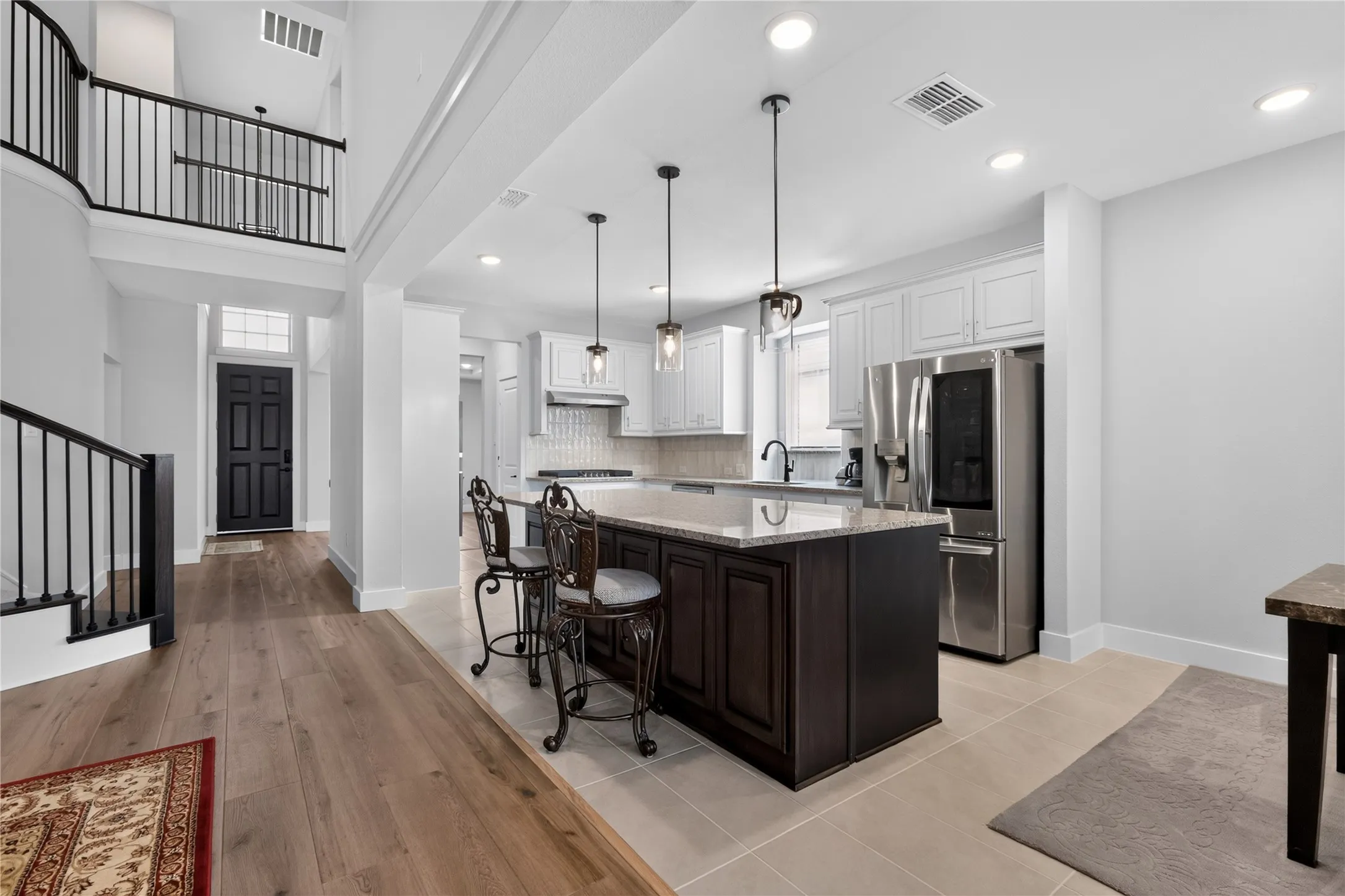 Single Family Residence For Rent in Denton County , 2036 Valencia Drive, Little Elm, Texas 75068, 6 Bedroom, 4 Bathroom, 2 Garage spaces, 3,522 Sqft, built in 2024, mls#21361117, Real Estate Agent in Little Elm, Homes For Rent in Denton county, Homes For Rent in Little Elm, Realtor in Little Elm Texas, Real Estate Brokerage Independent Realty Texas, Luminita Cordes Realtor