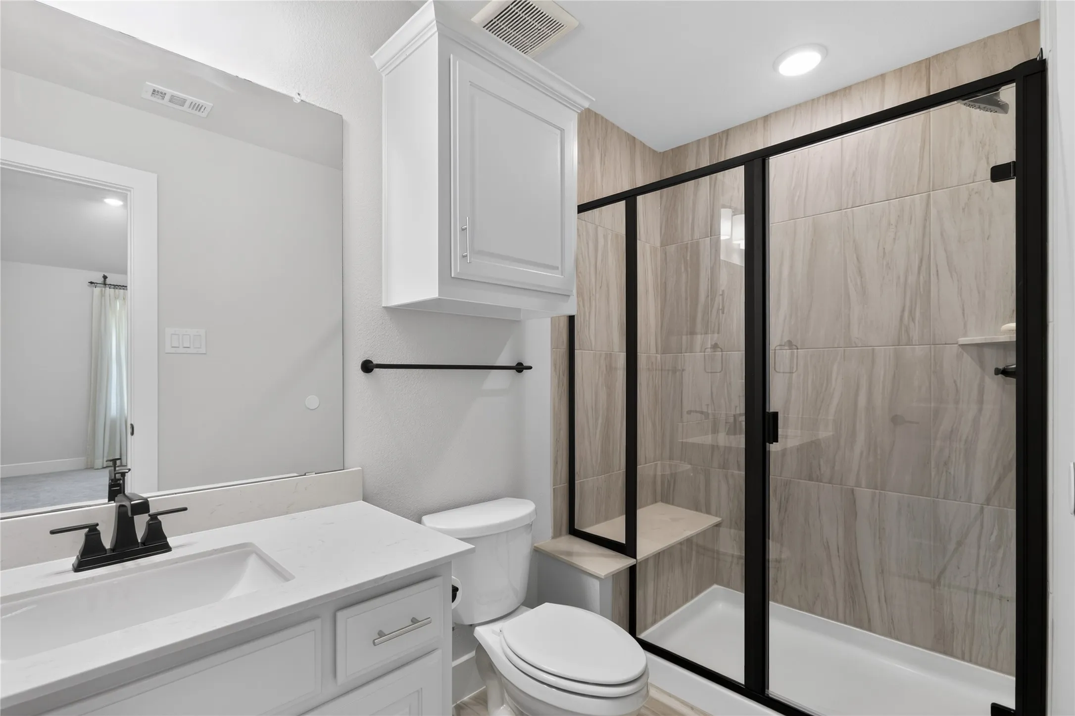 Single Family Residence For Rent in Denton County , 2036 Valencia Drive, Little Elm, Texas 75068, 6 Bedroom, 4 Bathroom, 2 Garage spaces, 3,522 Sqft, built in 2024, mls#21361117, Real Estate Agent in Little Elm, Homes For Rent in Denton county, Homes For Rent in Little Elm, Realtor in Little Elm Texas, Real Estate Brokerage Independent Realty Texas, Luminita Cordes Realtor