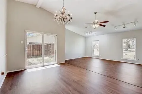 Single Family Residence For Rent in Collin County , 6202 Oregon Court, Plano, Texas 75023, 4 Bedroom, 3 Bathroom, 2 Garage spaces, 2,236 Sqft, built in 1976, mls#21361123, Real Estate Agent in Plano, Homes For Rent in Collin county, Homes For Rent in Plano, Realtor in Plano Texas, Real Estate Brokerage Independent Realty Texas, Luminita Cordes Realtor