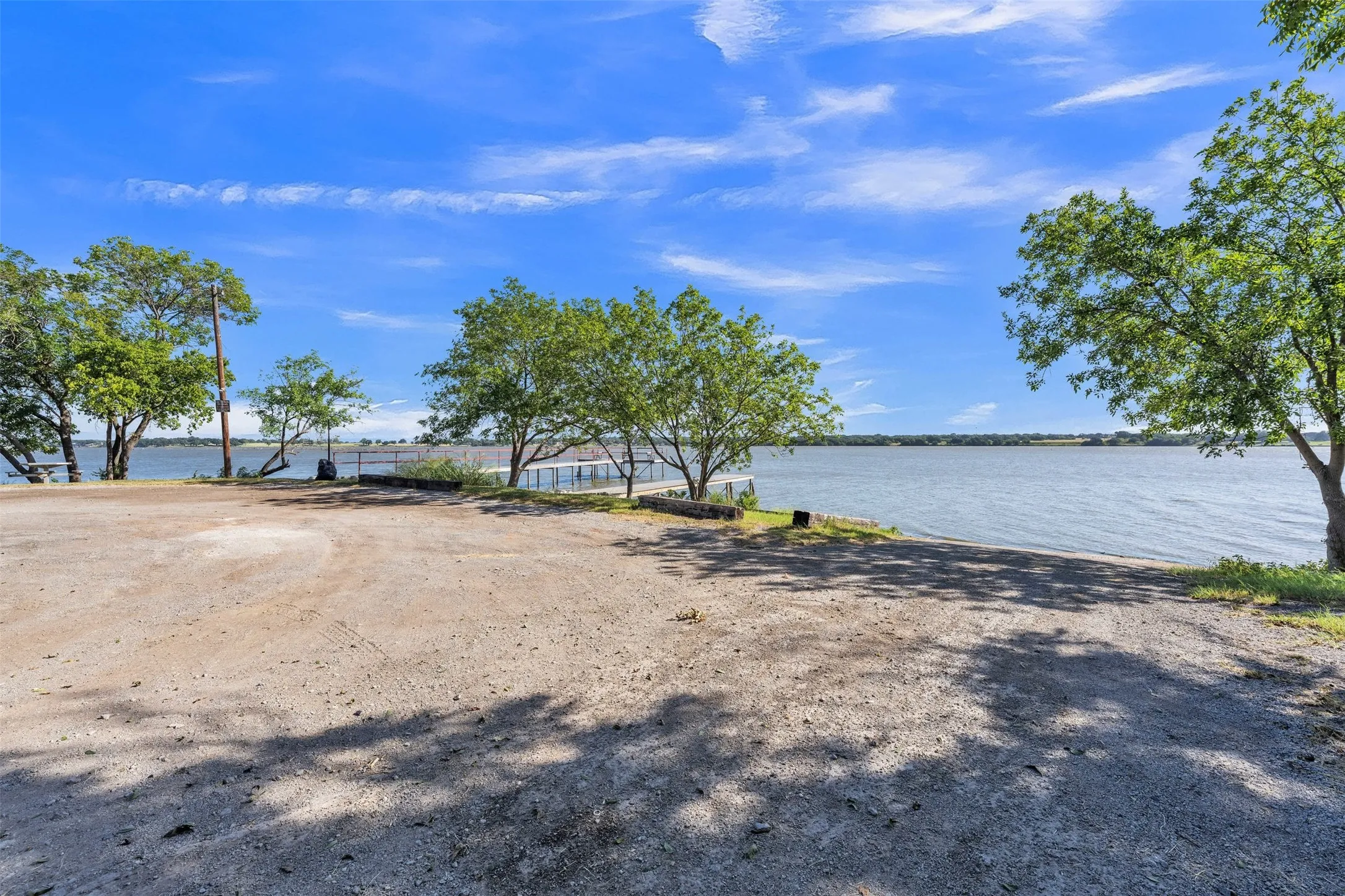 Manufactured Home For Sale in Hood County , 2453 S Valley Ridge Drive, Granbury, Texas 76048, 3 Bedroom, 3 Bathroom, 4 Garage spaces, 1,640 Sqft, built in 2023, mls#21361129, Real Estate Agent in Granbury, Homes For Sale in Hood county, Homes For Sale in Granbury, Realtor in Granbury Texas, Real Estate Brokerage Independent Realty Texas, Luminita Cordes Realtor