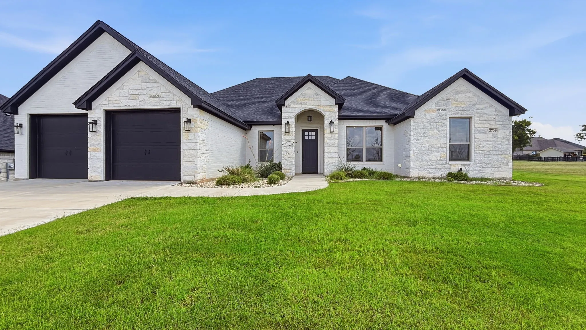 Single Family Residence For Sale in Hood County , 3709 Tremont Lane, Granbury, Texas 76049, 4 Bedroom, 3 Bathroom, 2 Garage spaces, 2,338 Sqft, built in 2023, Price $545,000, mls#21361131, Real Estate Agent in Granbury, Homes For Sale in Hood county, Homes For Sale in Granbury, Realtor in Granbury Texas, Real Estate Brokerage Independent Realty Texas, Luminita Cordes Realtor