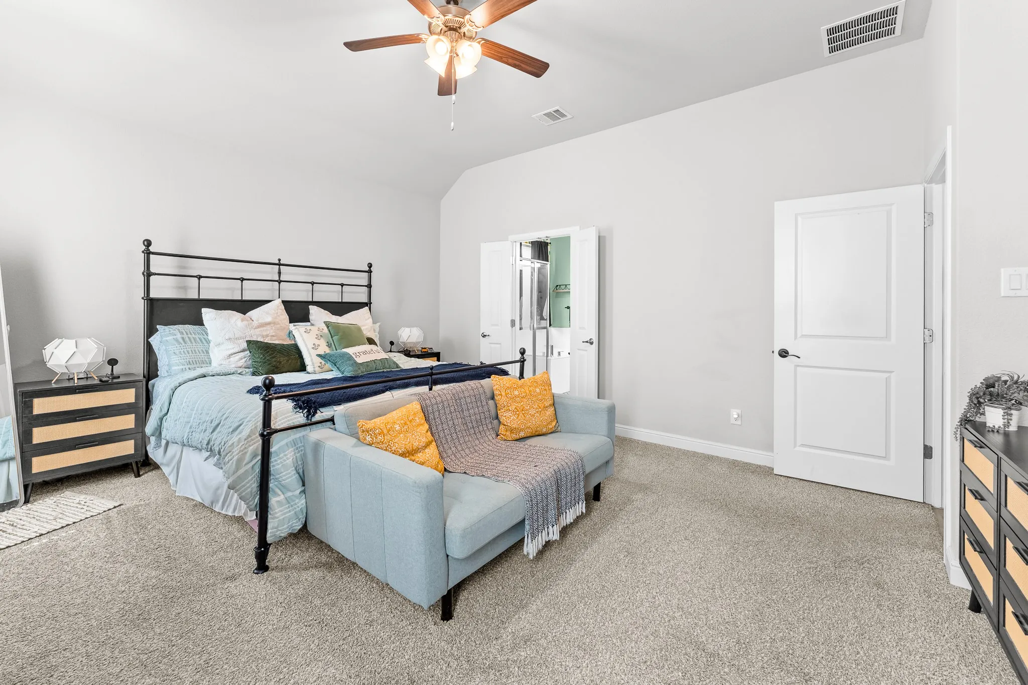 Single Family Residence For Sale in Tarrant County , 14125 Cassiopeia Drive, Haslet, Texas 76052, 4 Bedroom, 2 Bathroom, 2 Garage spaces, 2,217 Sqft, built in 2021, mls#21361132, Real Estate Agent in Haslet, Homes For Sale in Tarrant county, Homes For Sale in Haslet, Realtor in Haslet Texas, Real Estate Brokerage Independent Realty Texas, Luminita Cordes Realtor