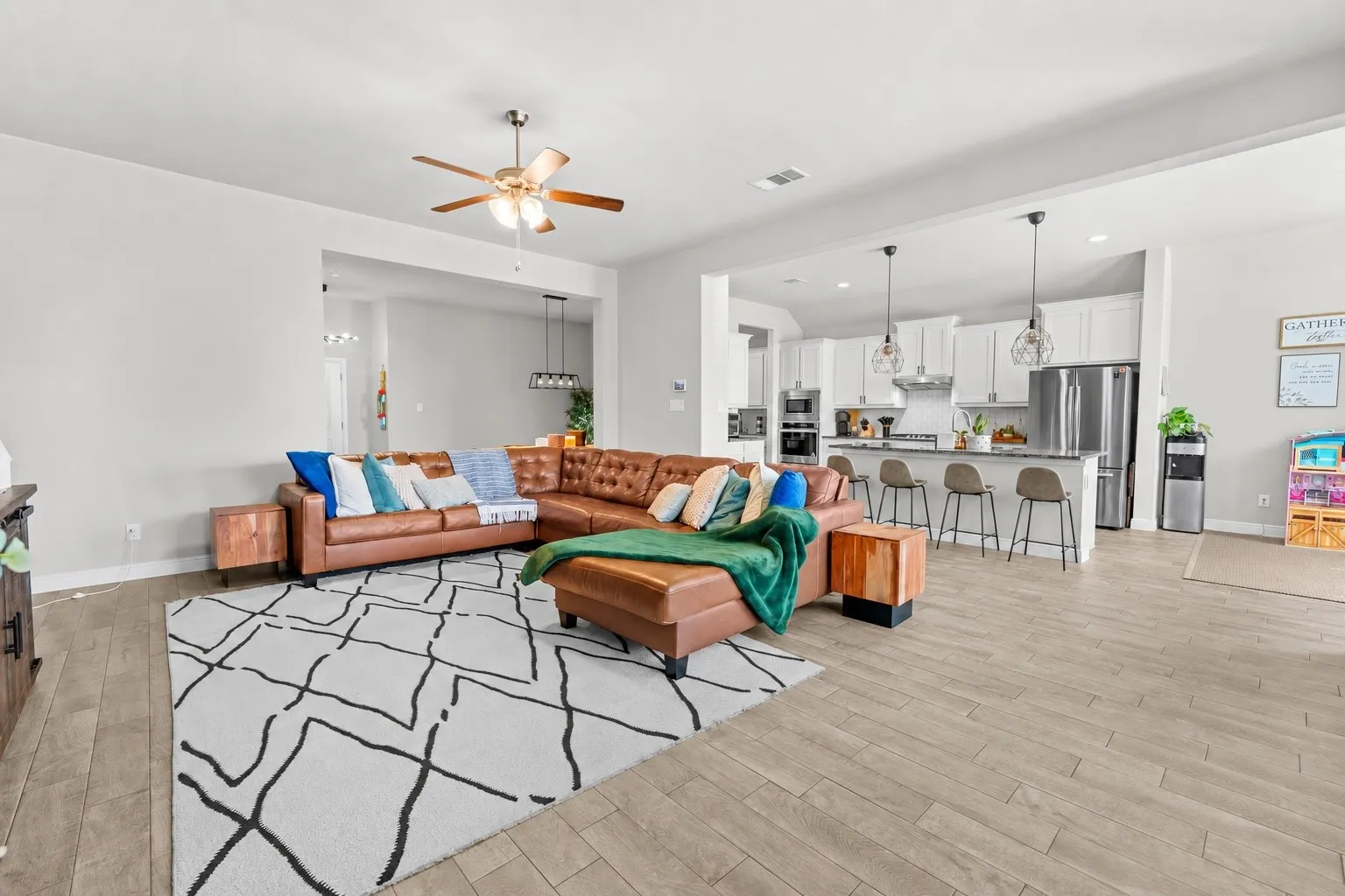 Single Family Residence For Sale in Tarrant County , 14125 Cassiopeia Drive, Haslet, Texas 76052, 4 Bedroom, 2 Bathroom, 2 Garage spaces, 2,217 Sqft, built in 2021, mls#21361132, Real Estate Agent in Haslet, Homes For Sale in Tarrant county, Homes For Sale in Haslet, Realtor in Haslet Texas, Real Estate Brokerage Independent Realty Texas, Luminita Cordes Realtor