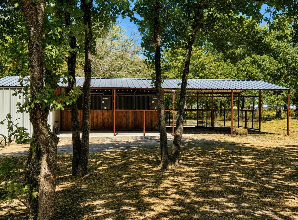 Single Family Residence For Sale in Parker County , 655 Hobson Bend Road, Weatherford, Texas 76088, 3 Bedroom, 2 Bathroom, 1 Garage spaces, 1,814 Sqft, built in 2012, mls#21361016, Real Estate Agent in Weatherford, Homes For Sale in Parker county, Homes For Sale in Weatherford, Realtor in Weatherford Texas, Real Estate Brokerage Independent Realty Texas, Luminita Cordes Realtor