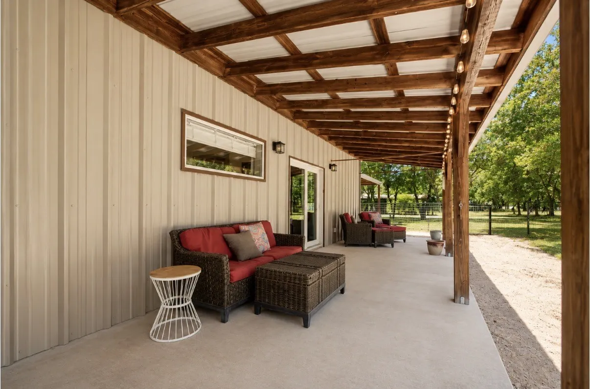 Single Family Residence For Sale in Parker County , 655 Hobson Bend Road, Weatherford, Texas 76088, 3 Bedroom, 2 Bathroom, 1 Garage spaces, 1,814 Sqft, built in 2012, mls#21361016, Real Estate Agent in Weatherford, Homes For Sale in Parker county, Homes For Sale in Weatherford, Realtor in Weatherford Texas, Real Estate Brokerage Independent Realty Texas, Luminita Cordes Realtor