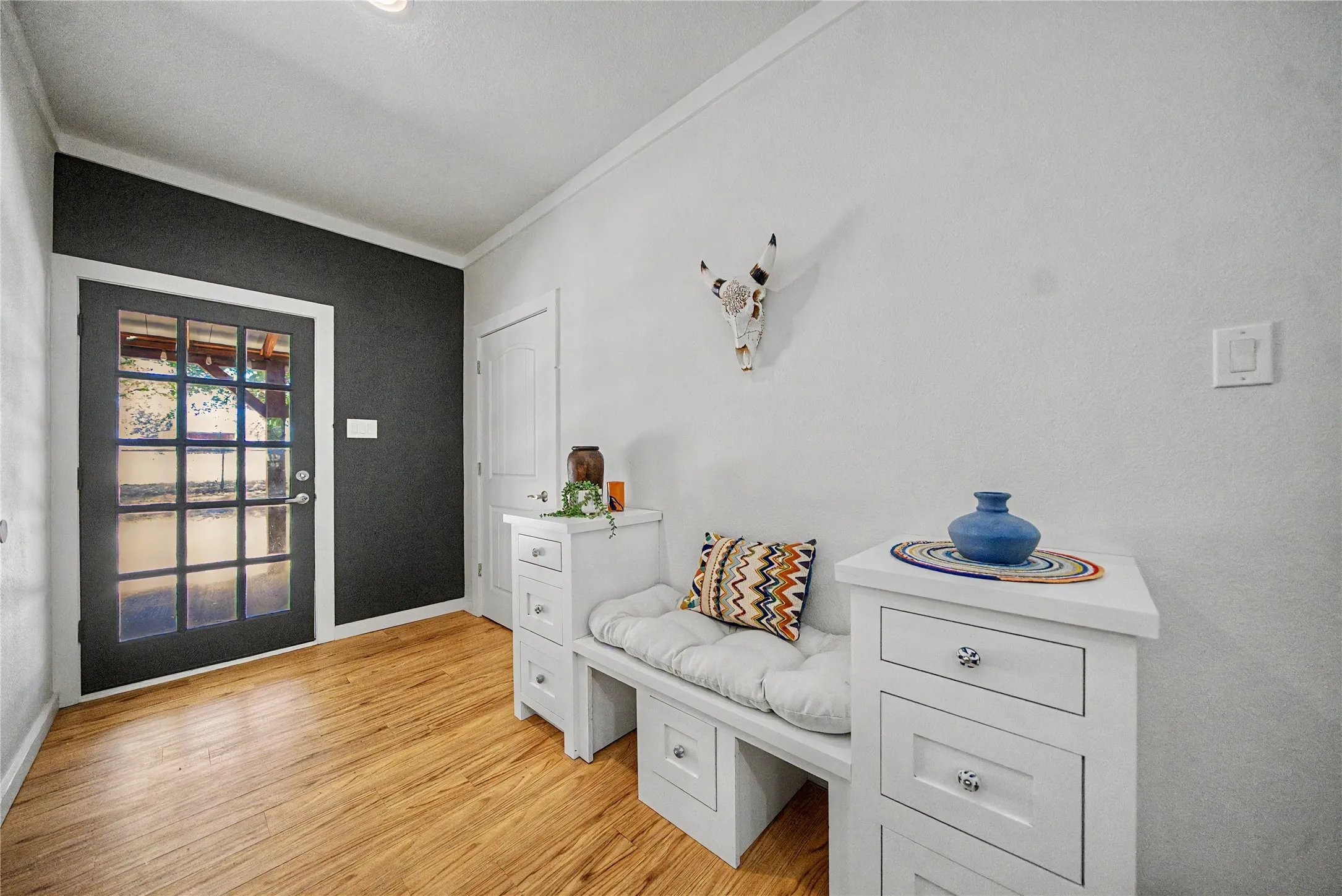 Single Family Residence For Sale in Parker County , 655 Hobson Bend Road, Weatherford, Texas 76088, 3 Bedroom, 2 Bathroom, 1 Garage spaces, 1,814 Sqft, built in 2012, mls#21361016, Real Estate Agent in Weatherford, Homes For Sale in Parker county, Homes For Sale in Weatherford, Realtor in Weatherford Texas, Real Estate Brokerage Independent Realty Texas, Luminita Cordes Realtor