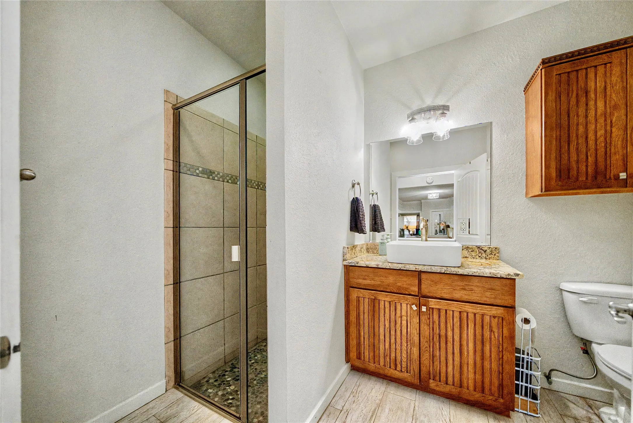 Single Family Residence For Sale in Parker County , 655 Hobson Bend Road, Weatherford, Texas 76088, 3 Bedroom, 2 Bathroom, 1 Garage spaces, 1,814 Sqft, built in 2012, mls#21361016, Real Estate Agent in Weatherford, Homes For Sale in Parker county, Homes For Sale in Weatherford, Realtor in Weatherford Texas, Real Estate Brokerage Independent Realty Texas, Luminita Cordes Realtor