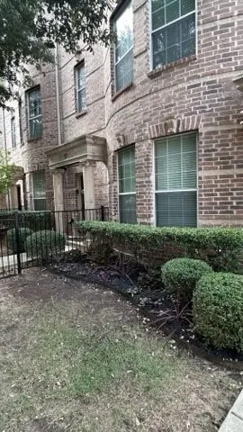 Condominium For Rent in Denton County , 2500 Rockbrook Drive A31, Lewisville, Texas 75067, 3 Bedroom, 3 Bathroom, 2 Garage spaces, 1,802 Sqft, built in 2009, mls#21361140, Real Estate Agent in Lewisville, Homes For Rent in Denton county, Homes For Rent in Lewisville, Realtor in Lewisville Texas, Real Estate Brokerage Independent Realty Texas, Luminita Cordes Realtor