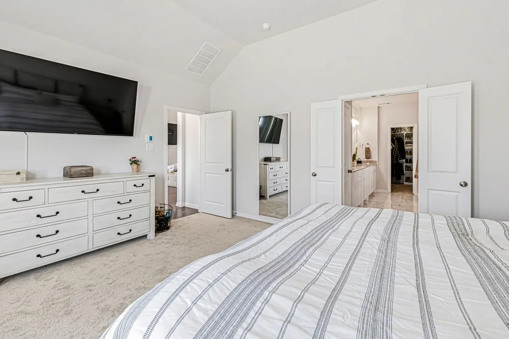 Single Family Residence For Sale in Collin County , 1009 Skyflower Lane, Celina, Texas 75009, 3 Bedroom, 3 Bathroom, 4 Garage spaces, 2,307 Sqft, built in 2023, mls#21360572, Real Estate Agent in Celina, Homes For Sale in Collin county, Homes For Sale in Celina, Realtor in Celina Texas, Real Estate Brokerage Independent Realty Texas, Luminita Cordes Realtor