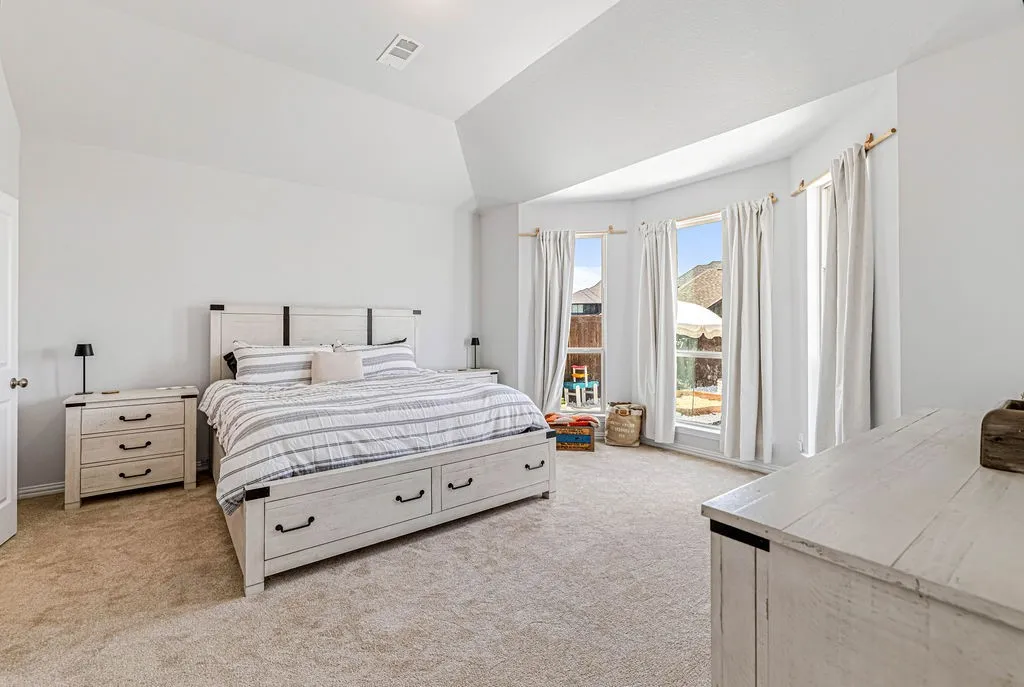 Single Family Residence For Sale in Collin County , 1009 Skyflower Lane, Celina, Texas 75009, 3 Bedroom, 3 Bathroom, 4 Garage spaces, 2,307 Sqft, built in 2023, mls#21360572, Real Estate Agent in Celina, Homes For Sale in Collin county, Homes For Sale in Celina, Realtor in Celina Texas, Real Estate Brokerage Independent Realty Texas, Luminita Cordes Realtor