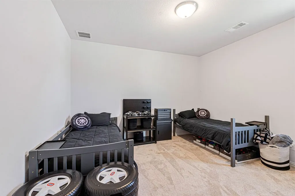 Single Family Residence For Sale in Collin County , 1009 Skyflower Lane, Celina, Texas 75009, 3 Bedroom, 3 Bathroom, 4 Garage spaces, 2,307 Sqft, built in 2023, mls#21360572, Real Estate Agent in Celina, Homes For Sale in Collin county, Homes For Sale in Celina, Realtor in Celina Texas, Real Estate Brokerage Independent Realty Texas, Luminita Cordes Realtor