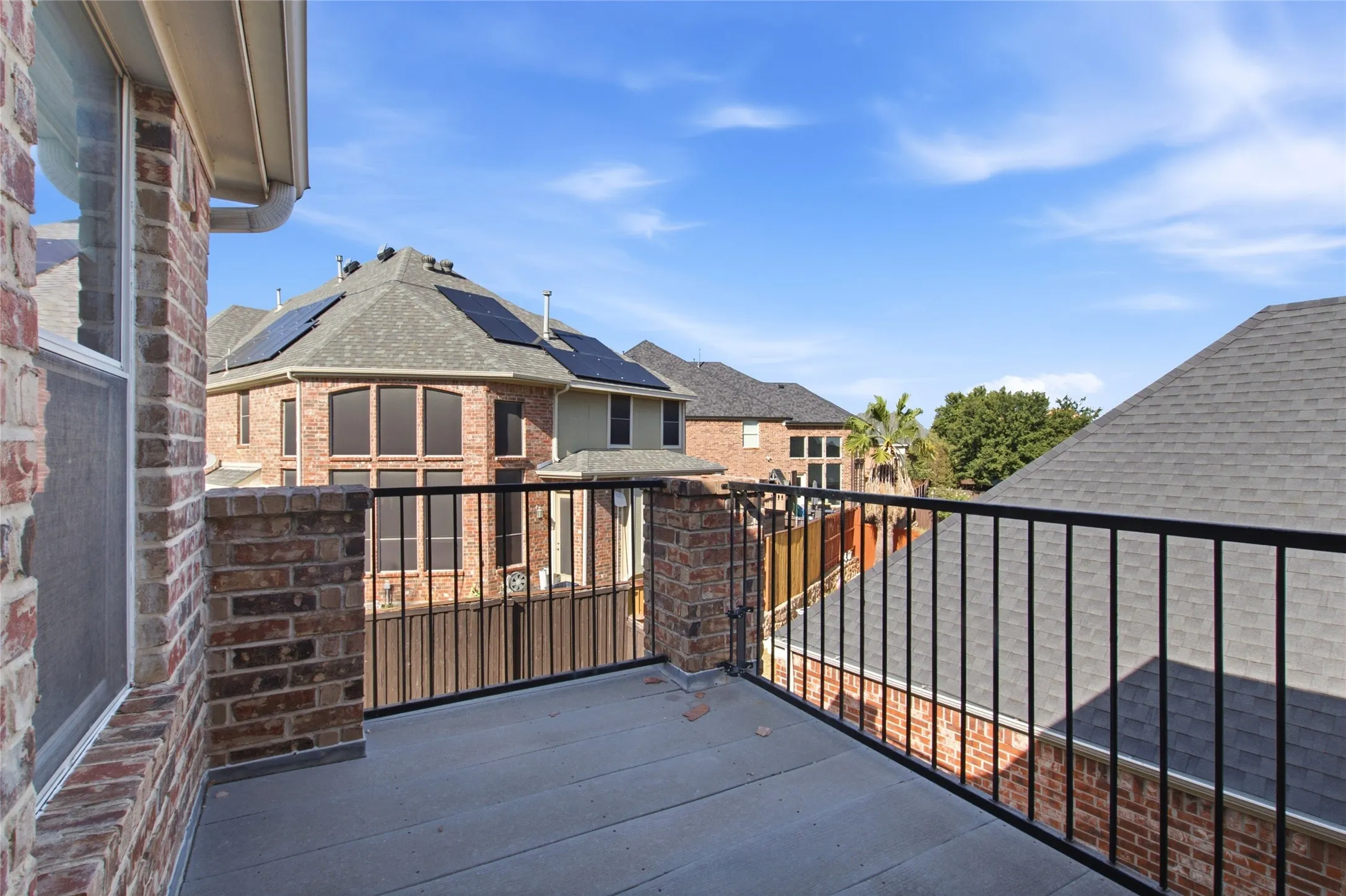 Single Family Residence For Sale in Denton County , 6925 Medallion Drive, Plano, Texas 75024, 3 Bedroom, 3 Bathroom, 2 Garage spaces, 3,428 Sqft, built in 2004, mls#21361144, Real Estate Agent in Plano, Homes For Sale in Denton county, Homes For Sale in Plano, Realtor in Plano Texas, Real Estate Brokerage Independent Realty Texas, Luminita Cordes Realtor