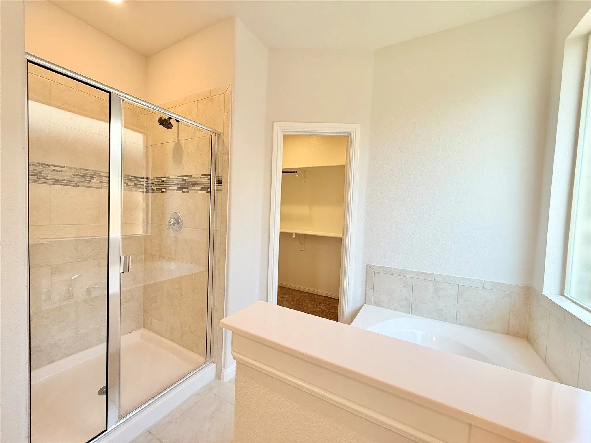 Single Family Residence For Sale in Denton County , 16004 Farringdon Street, Fort Worth, Texas 76247, 4 Bedroom, 3 Bathroom, 2 Garage spaces, 2,463 Sqft, built in 2020, mls#21360976, Real Estate Agent in Fort Worth, Homes For Sale in Denton county, Homes For Sale in Fort Worth, Realtor in Fort Worth Texas, Real Estate Brokerage Independent Realty Texas, Luminita Cordes Realtor