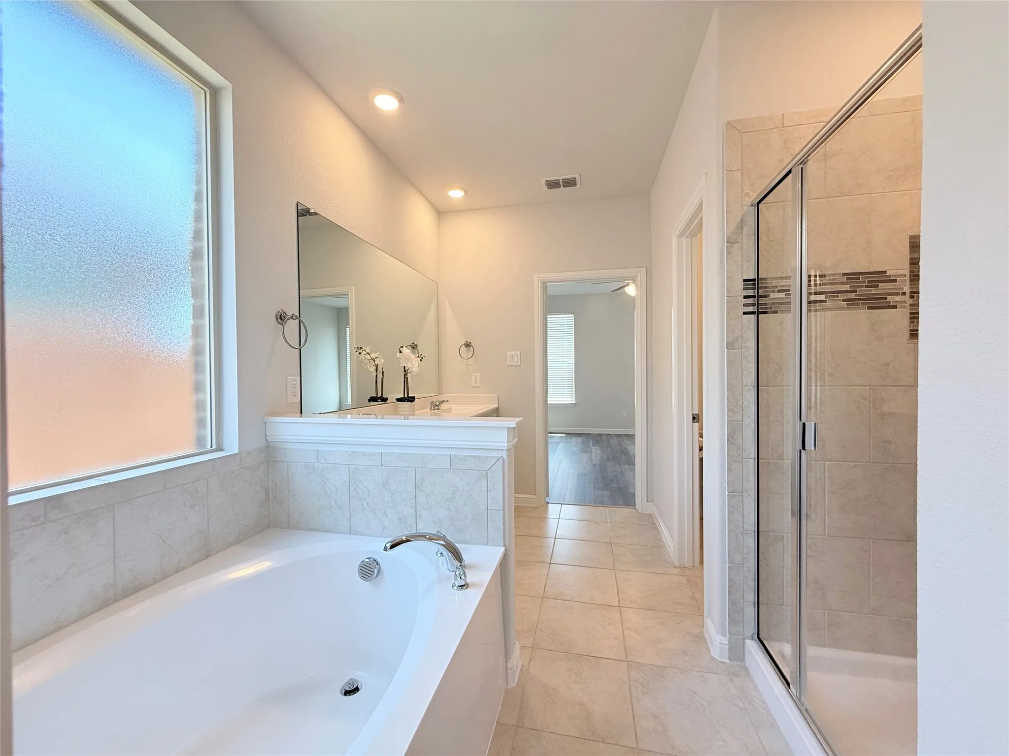 Single Family Residence For Sale in Denton County , 16004 Farringdon Street, Fort Worth, Texas 76247, 4 Bedroom, 3 Bathroom, 2 Garage spaces, 2,463 Sqft, built in 2020, mls#21360976, Real Estate Agent in Fort Worth, Homes For Sale in Denton county, Homes For Sale in Fort Worth, Realtor in Fort Worth Texas, Real Estate Brokerage Independent Realty Texas, Luminita Cordes Realtor