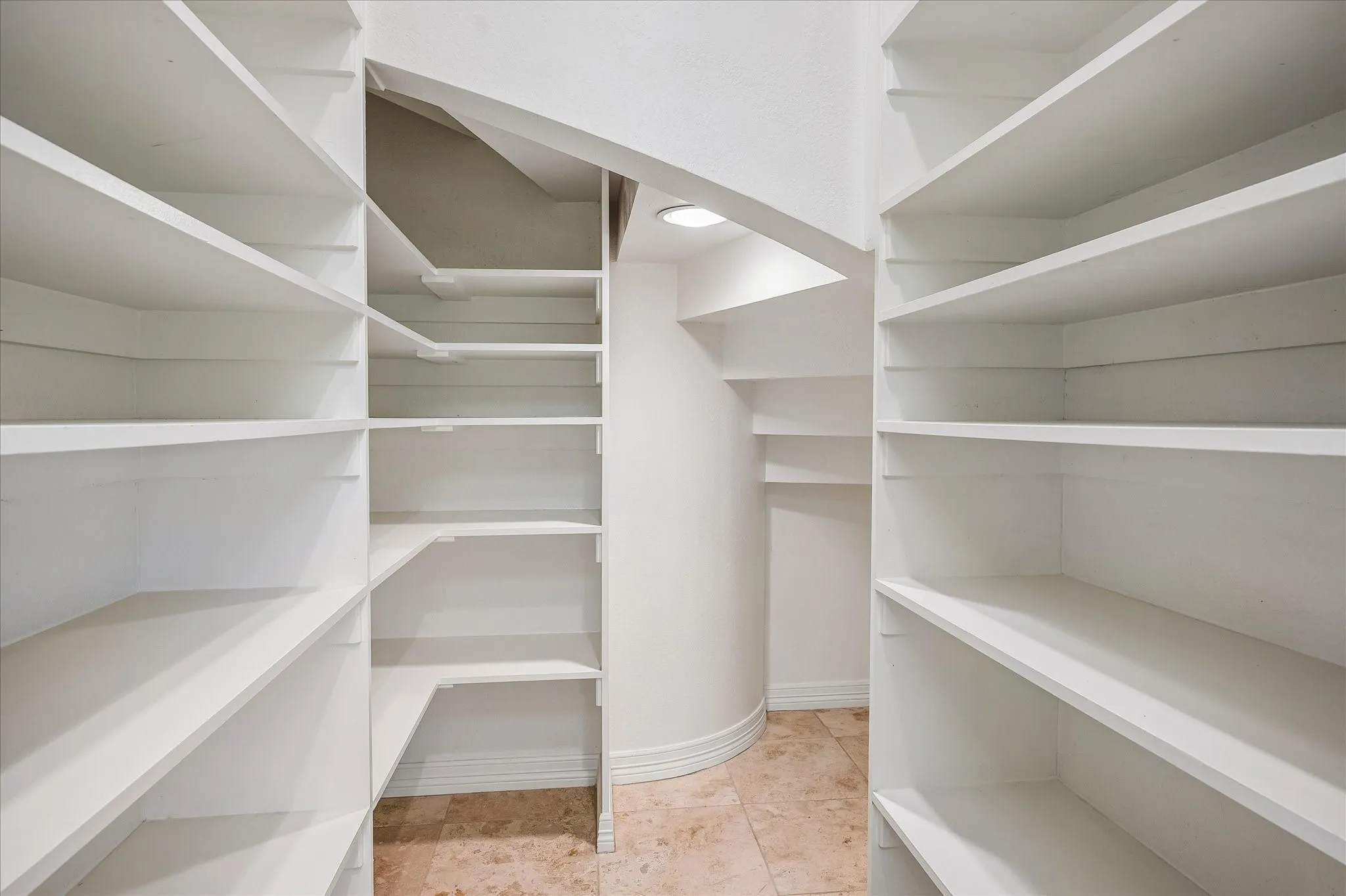 Walk-in Pantry
