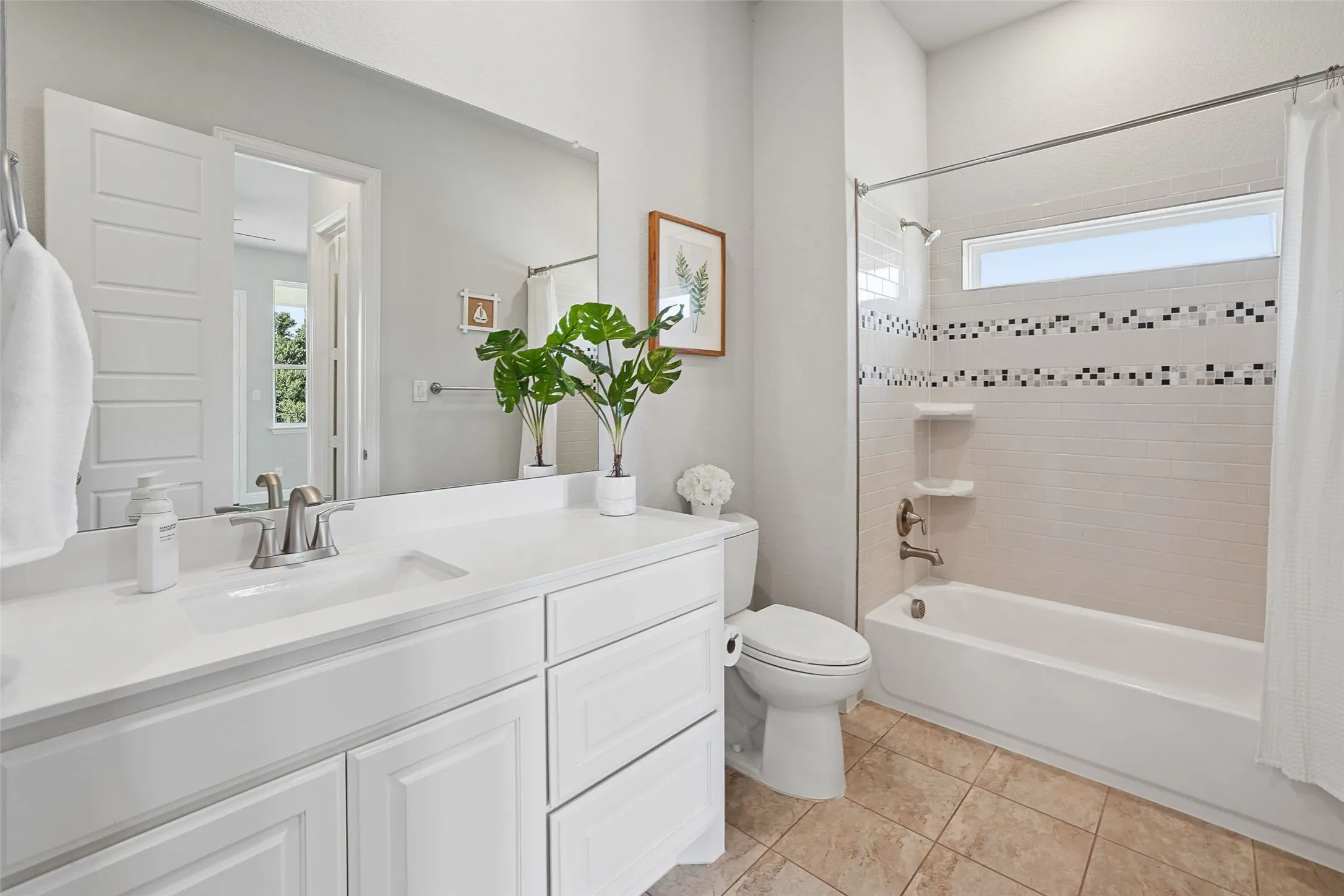 Single Family Residence For Sale in Collin County , 8032 County Road 436, Princeton, Texas 75407, 5 Bedroom, 4 Bathroom, 3 Garage spaces, 4,745 Sqft, built in 2019, mls#21360576, Real Estate Agent in Princeton, Homes For Sale in Collin county, Homes For Sale in Princeton, Realtor in Princeton Texas, Real Estate Brokerage Independent Realty Texas, Luminita Cordes Realtor