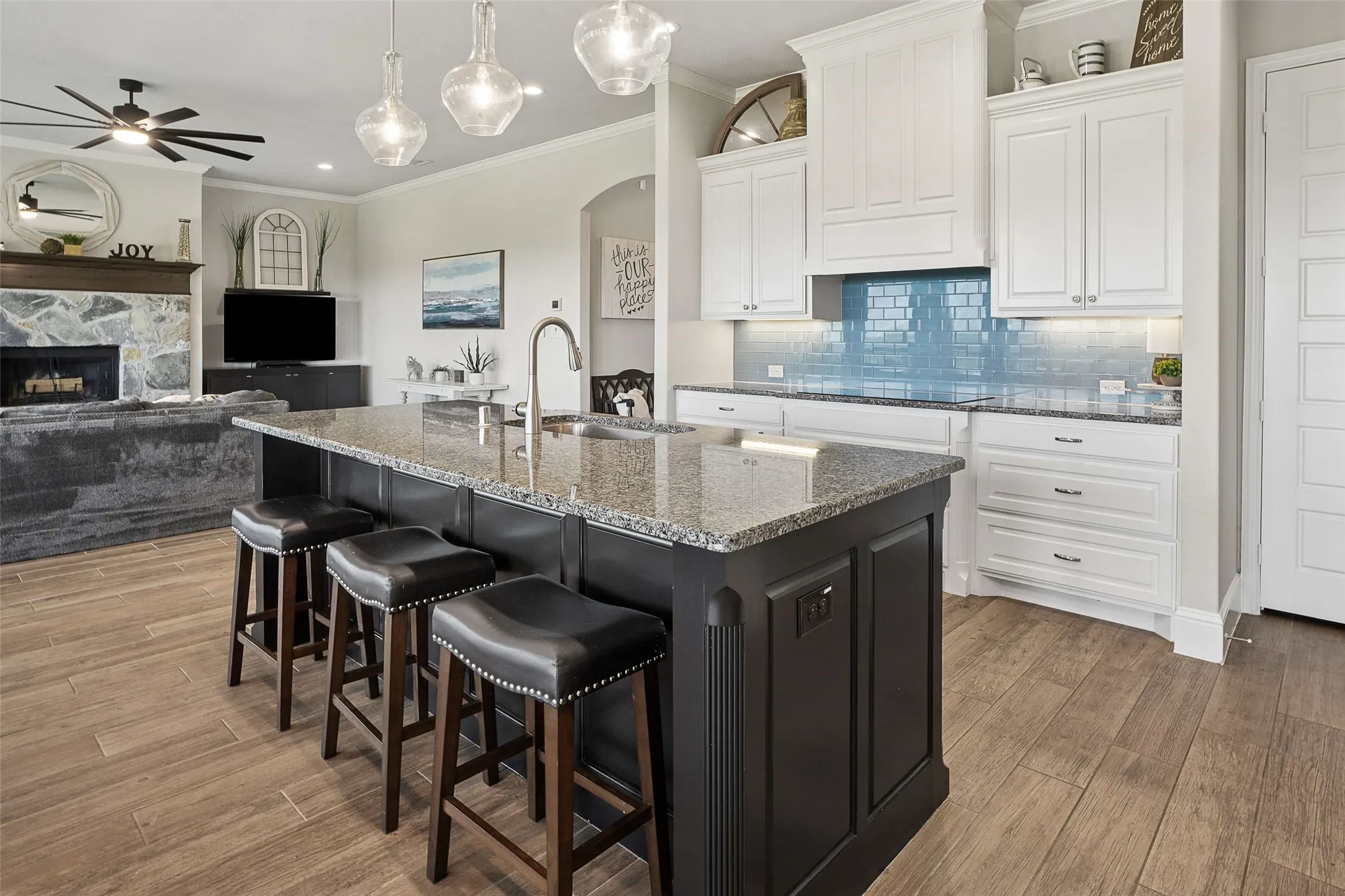 Single Family Residence For Sale in Collin County , 8032 County Road 436, Princeton, Texas 75407, 5 Bedroom, 4 Bathroom, 3 Garage spaces, 4,745 Sqft, built in 2019, mls#21360576, Real Estate Agent in Princeton, Homes For Sale in Collin county, Homes For Sale in Princeton, Realtor in Princeton Texas, Real Estate Brokerage Independent Realty Texas, Luminita Cordes Realtor