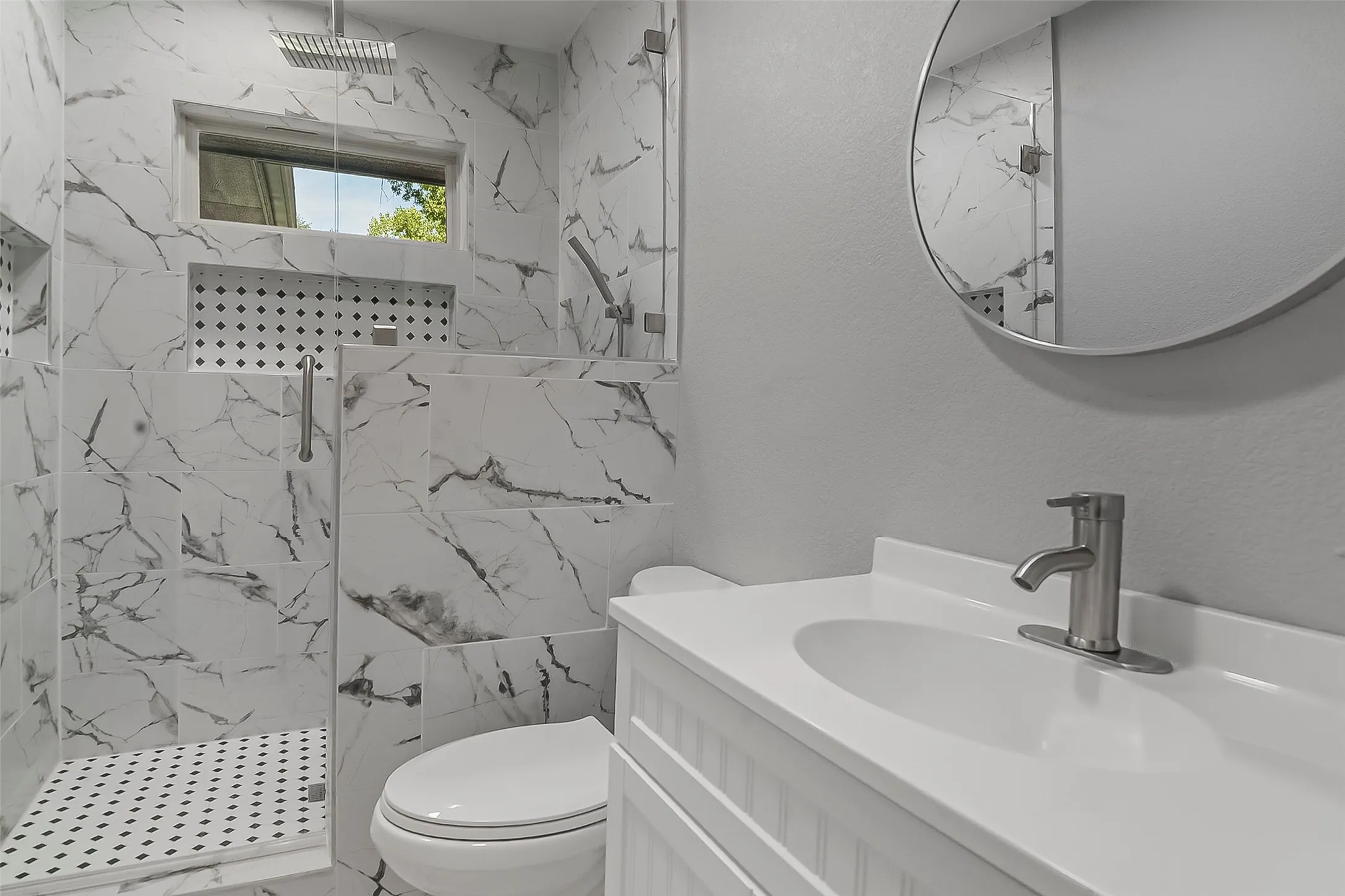 Single Family Residence For Sale in Dallas County , 2401 Sybil Drive, Mesquite, Texas 75149, 4 Bedroom, 3 Bathroom, Garage spaces, 2,071 Sqft, built in 1961, mls#21361149, Real Estate Agent in Mesquite, Homes For Sale in Dallas county, Homes For Sale in Mesquite, Realtor in Mesquite Texas, Real Estate Brokerage Independent Realty Texas, Luminita Cordes Realtor