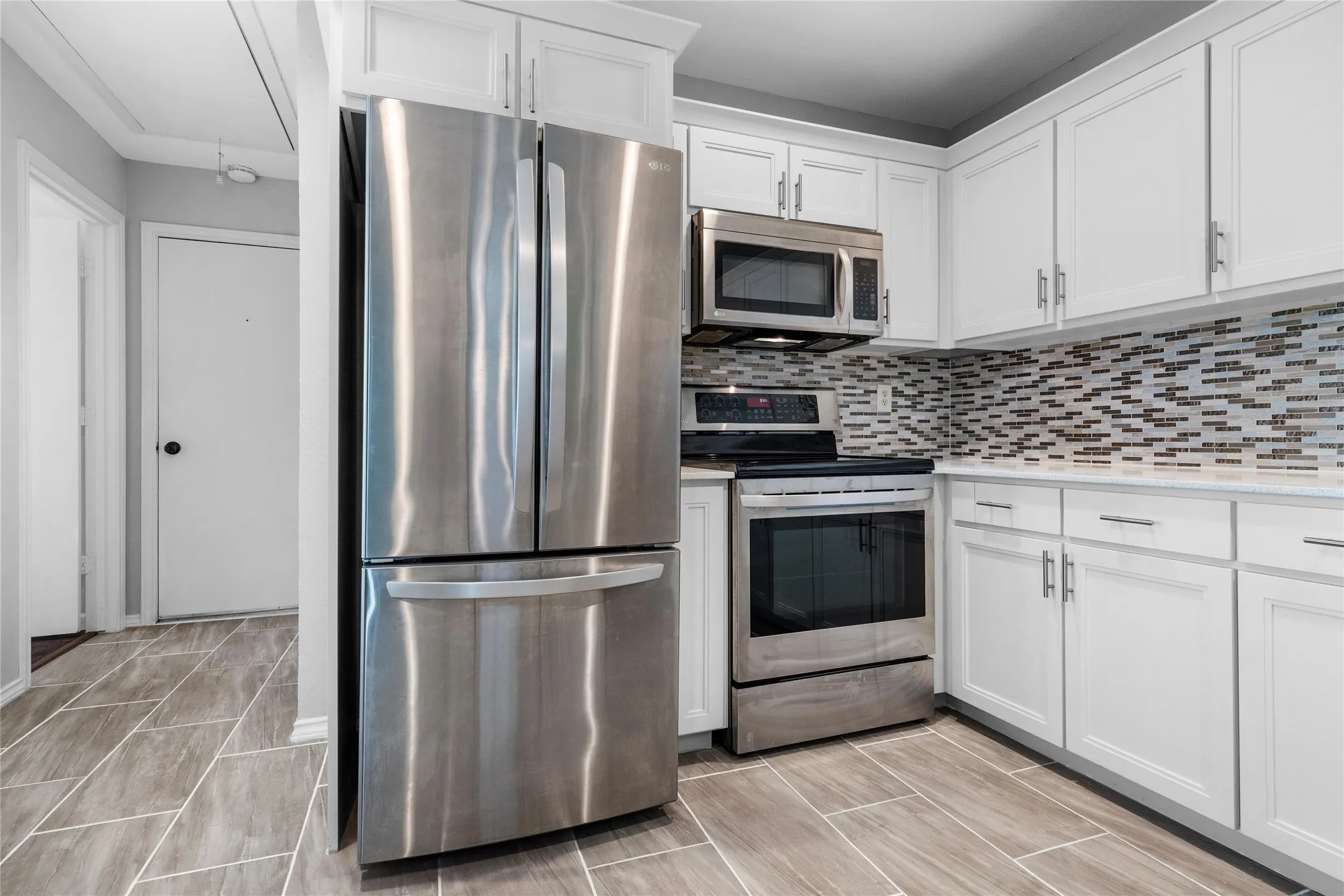 Single Family Residence For Sale in Dallas County , 1206 Richland Oaks Drive, Richardson, Texas 75081, 3 Bedroom, 2 Bathroom, 2 Garage spaces, 1,645 Sqft, built in 1979, mls#21361150, Real Estate Agent in Richardson, Homes For Sale in Dallas county, Homes For Sale in Richardson, Realtor in Richardson Texas, Real Estate Brokerage Independent Realty Texas, Luminita Cordes Realtor