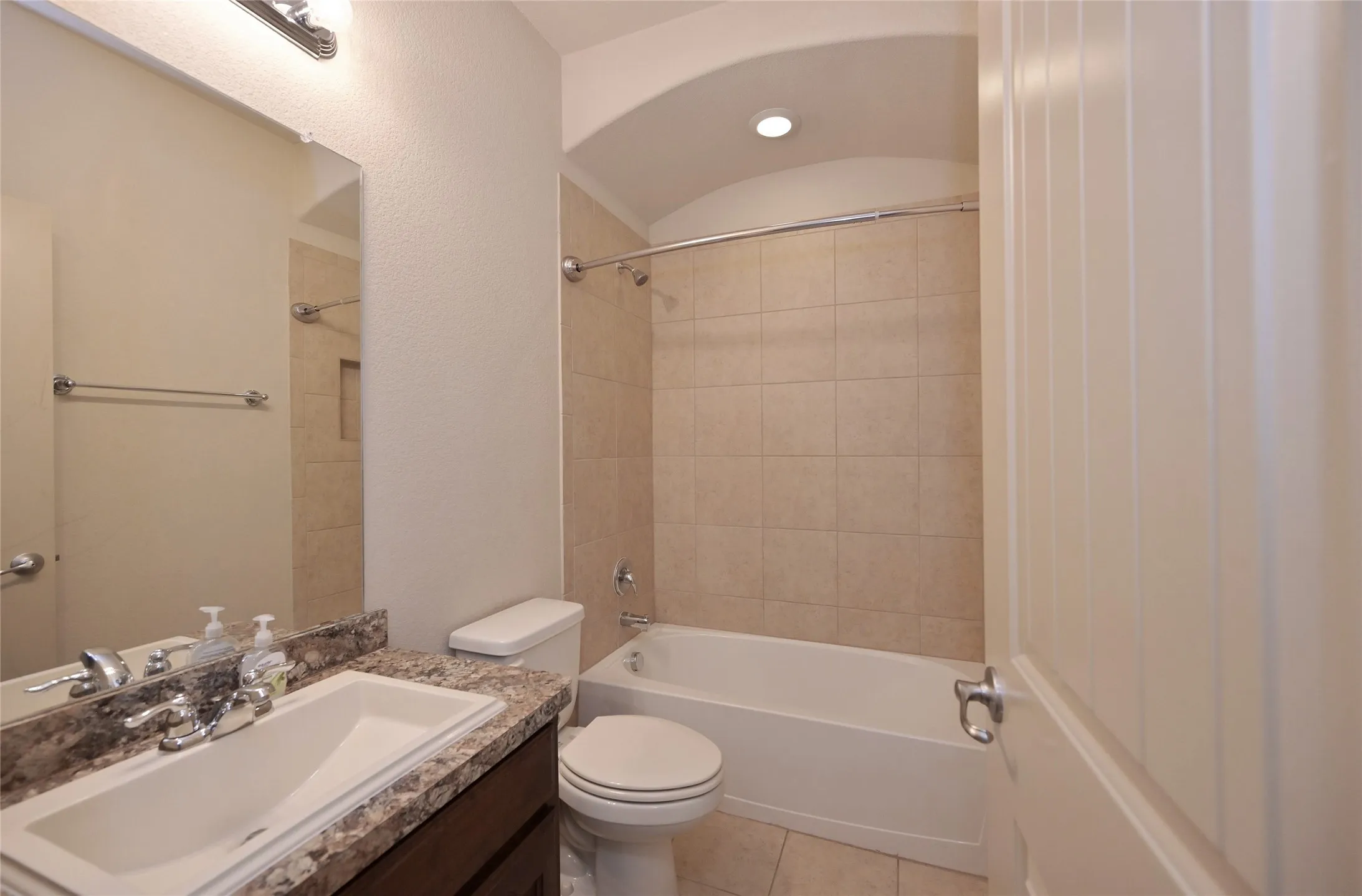 2nd Full Bathroom