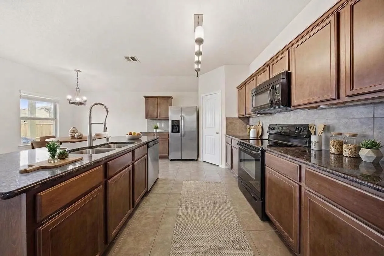 Single Family Residence For Sale in Collin County , 1050 Churchill Drive, Princeton, Texas 75407, 4 Bedroom, 2 Bathroom, 2 Garage spaces, 1,597 Sqft, built in 2015, mls#21361151, Real Estate Agent in Princeton, Homes For Sale in Collin county, Homes For Sale in Princeton, Realtor in Princeton Texas, Real Estate Brokerage Independent Realty Texas, Luminita Cordes Realtor