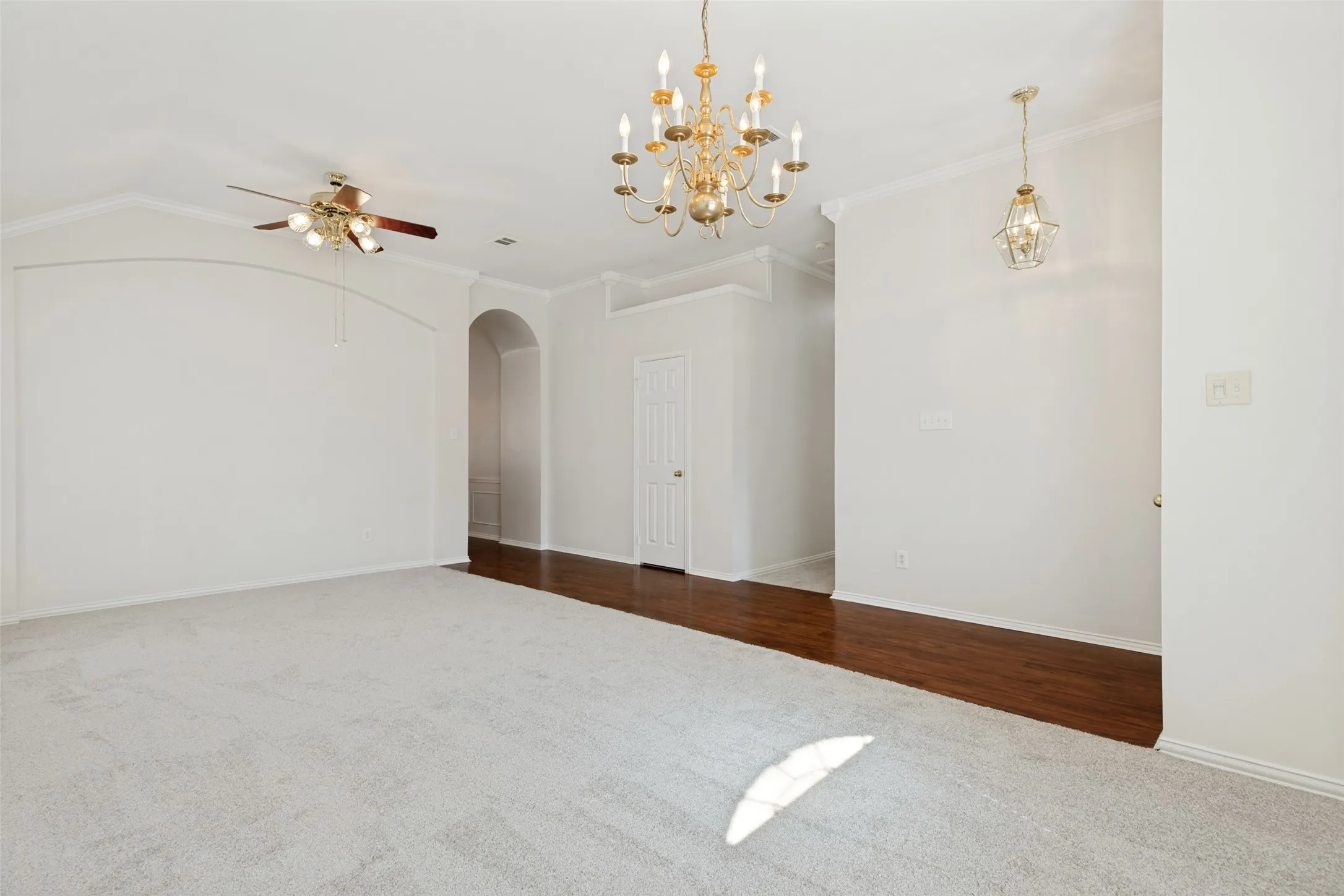 Entryway with Laminate Flooring