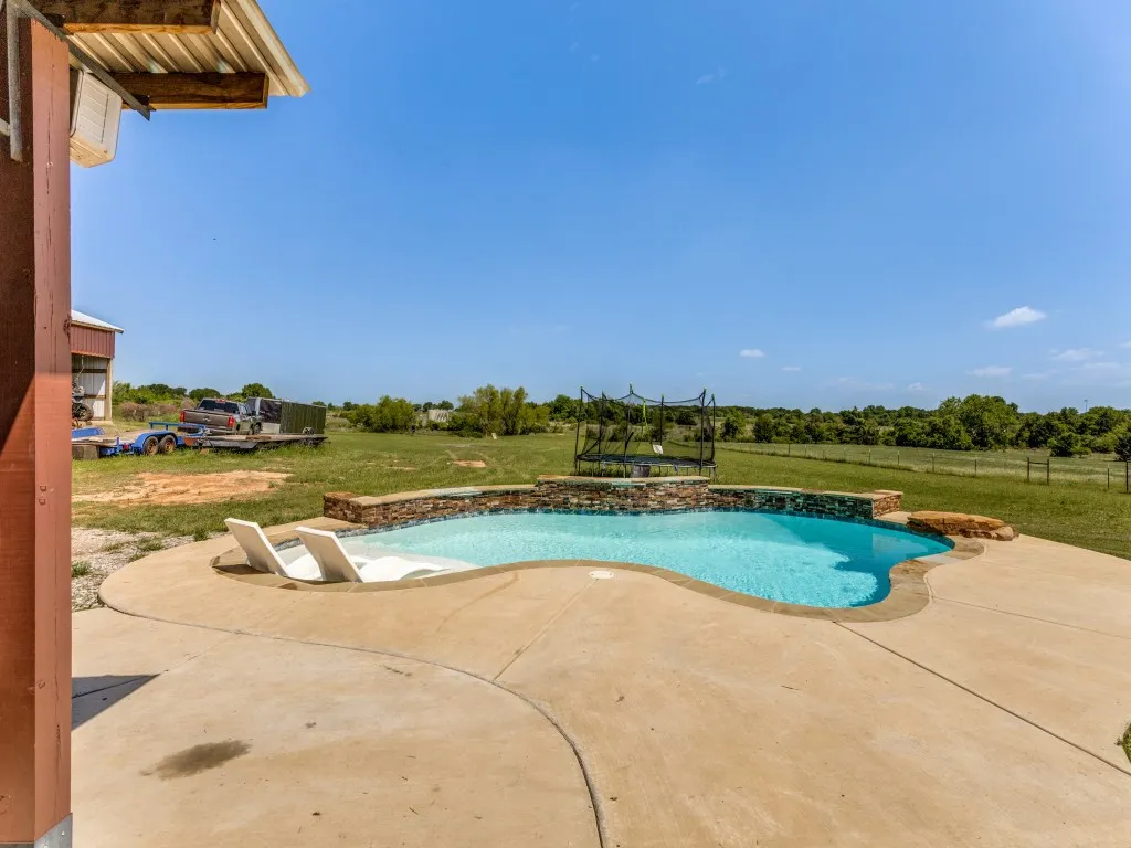 Single Family Residence For Sale in Wise County , 760 County Road 4380, Decatur, Texas 76234, 3 Bedroom, 4 Bathroom, 2 Garage spaces, 2,899 Sqft, built in 2019, mls#21361157, Real Estate Agent in Decatur, Homes For Sale in Wise county, Homes For Sale in Decatur, Realtor in Decatur Texas, Real Estate Brokerage Independent Realty Texas, Luminita Cordes Realtor