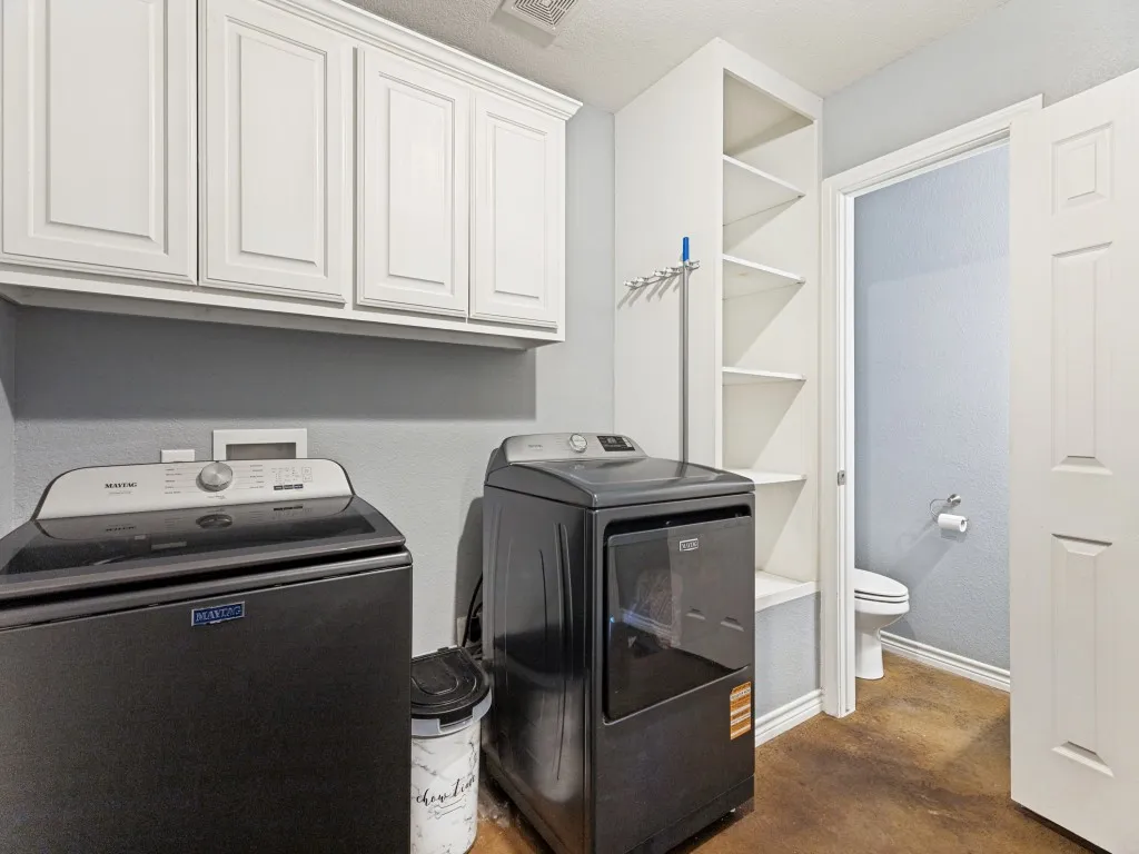 Single Family Residence For Sale in Wise County , 760 County Road 4380, Decatur, Texas 76234, 3 Bedroom, 4 Bathroom, 2 Garage spaces, 2,899 Sqft, built in 2019, mls#21361157, Real Estate Agent in Decatur, Homes For Sale in Wise county, Homes For Sale in Decatur, Realtor in Decatur Texas, Real Estate Brokerage Independent Realty Texas, Luminita Cordes Realtor