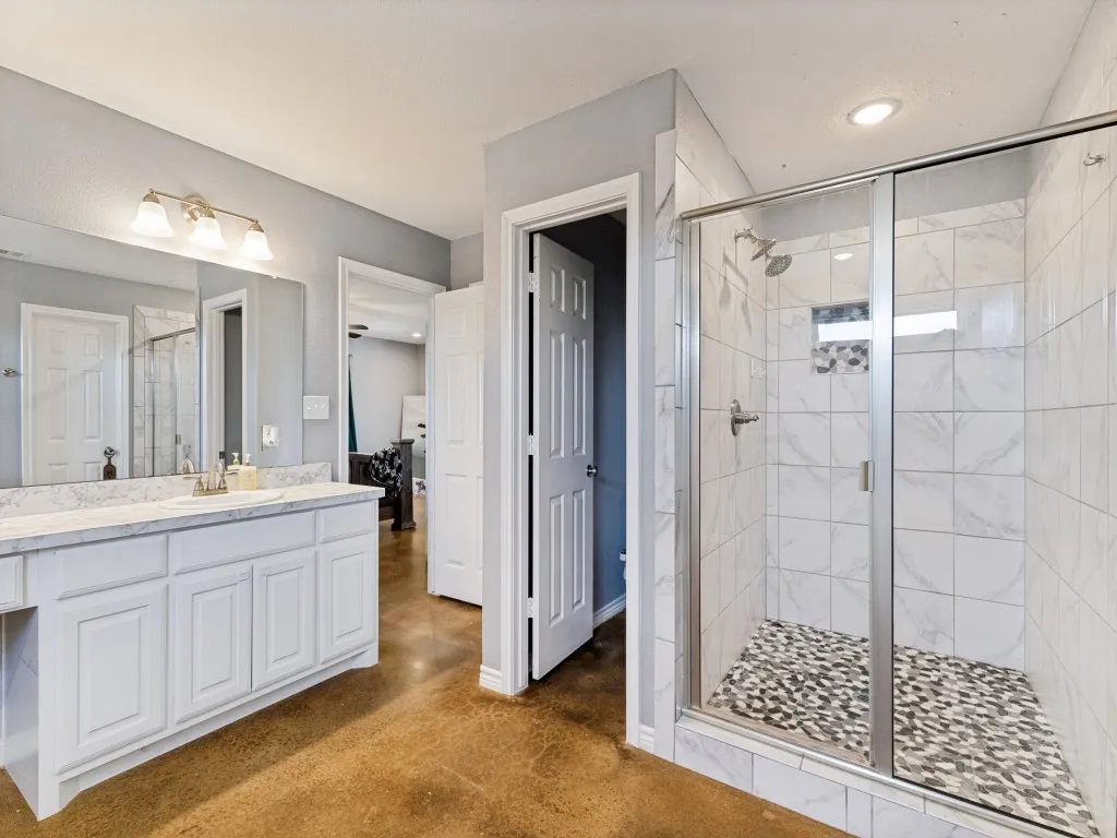 Single Family Residence For Sale in Wise County , 760 County Road 4380, Decatur, Texas 76234, 3 Bedroom, 4 Bathroom, 2 Garage spaces, 2,899 Sqft, built in 2019, mls#21361157, Real Estate Agent in Decatur, Homes For Sale in Wise county, Homes For Sale in Decatur, Realtor in Decatur Texas, Real Estate Brokerage Independent Realty Texas, Luminita Cordes Realtor