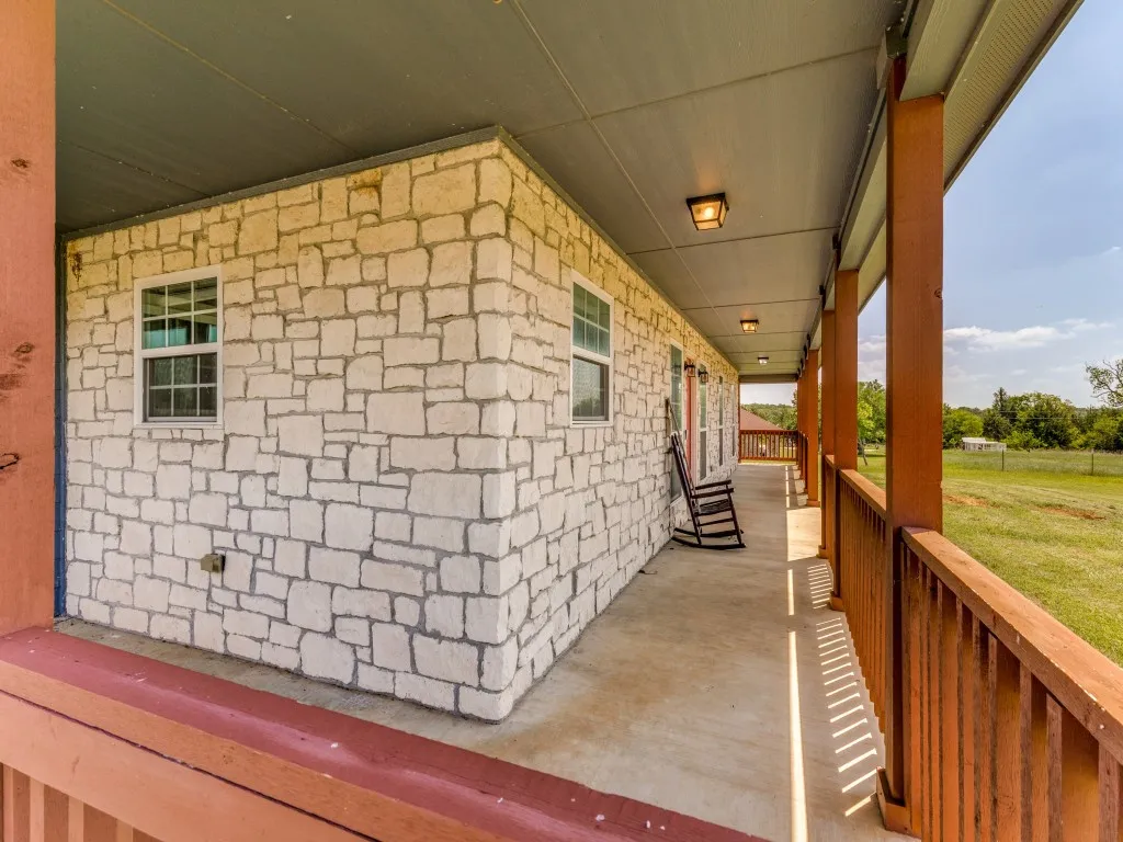 Single Family Residence For Sale in Wise County , 760 County Road 4380, Decatur, Texas 76234, 3 Bedroom, 4 Bathroom, 2 Garage spaces, 2,899 Sqft, built in 2019, mls#21361157, Real Estate Agent in Decatur, Homes For Sale in Wise county, Homes For Sale in Decatur, Realtor in Decatur Texas, Real Estate Brokerage Independent Realty Texas, Luminita Cordes Realtor