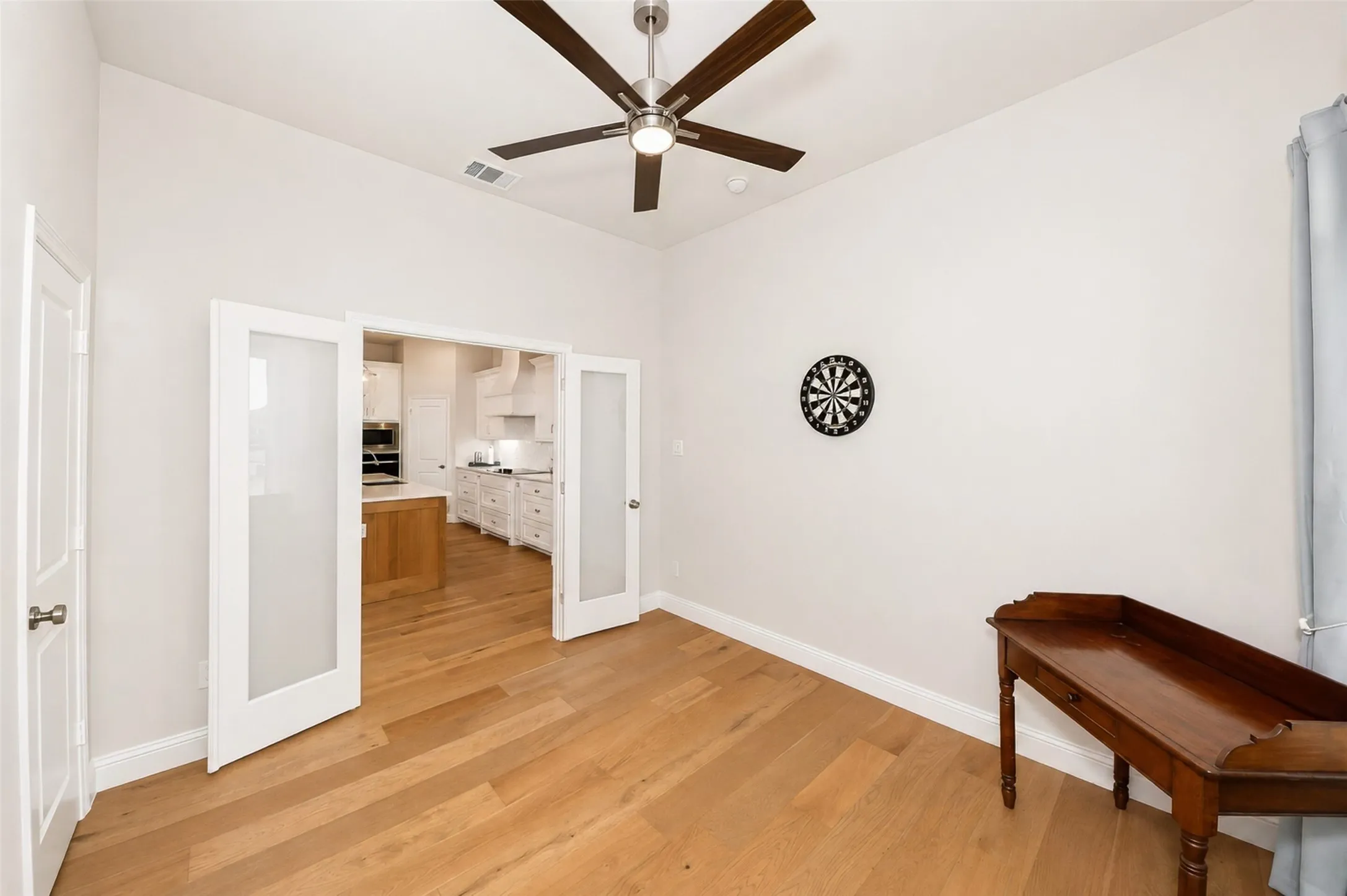 Single Family Residence For Sale in Denton County , 3904 Felicity Lane, Denton, Texas 76207, 3 Bedroom, 8 Bathroom, 2 Garage spaces, 2,255 Sqft, built in 2022, mls#21341477, Real Estate Agent in Denton, Homes For Sale in Denton county, Homes For Sale in Denton, Realtor in Denton Texas, Real Estate Brokerage Independent Realty Texas, Luminita Cordes Realtor