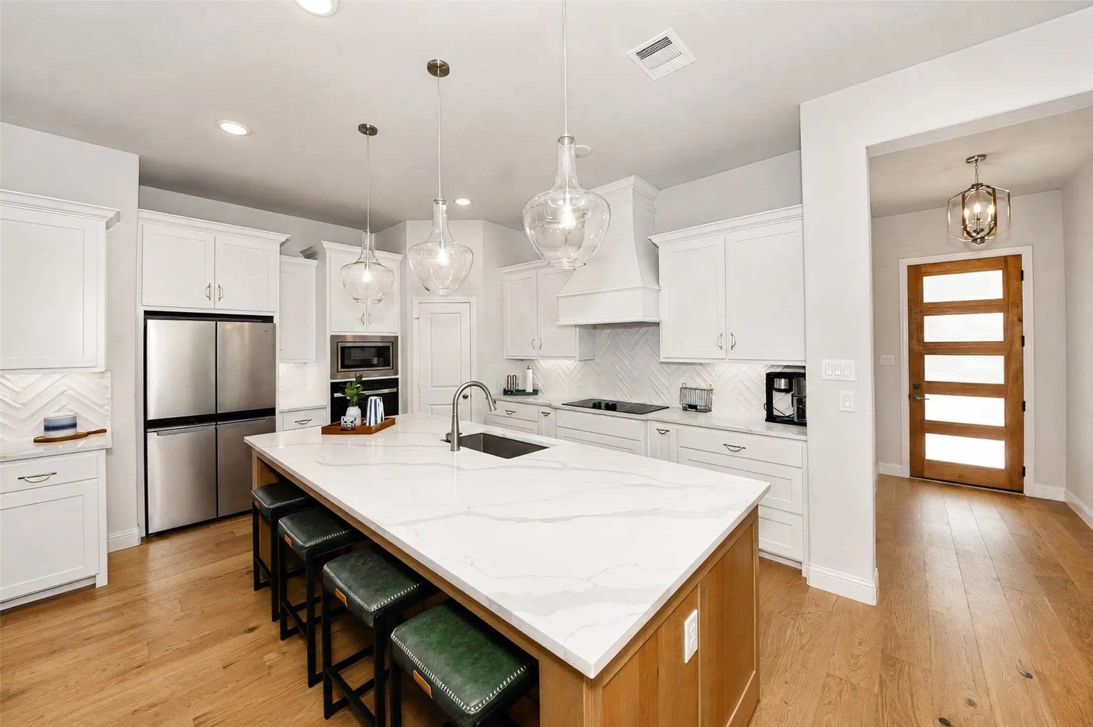 Single Family Residence For Sale in Denton County , 3904 Felicity Lane, Denton, Texas 76207, 3 Bedroom, 8 Bathroom, 2 Garage spaces, 2,255 Sqft, built in 2022, mls#21341477, Real Estate Agent in Denton, Homes For Sale in Denton county, Homes For Sale in Denton, Realtor in Denton Texas, Real Estate Brokerage Independent Realty Texas, Luminita Cordes Realtor
