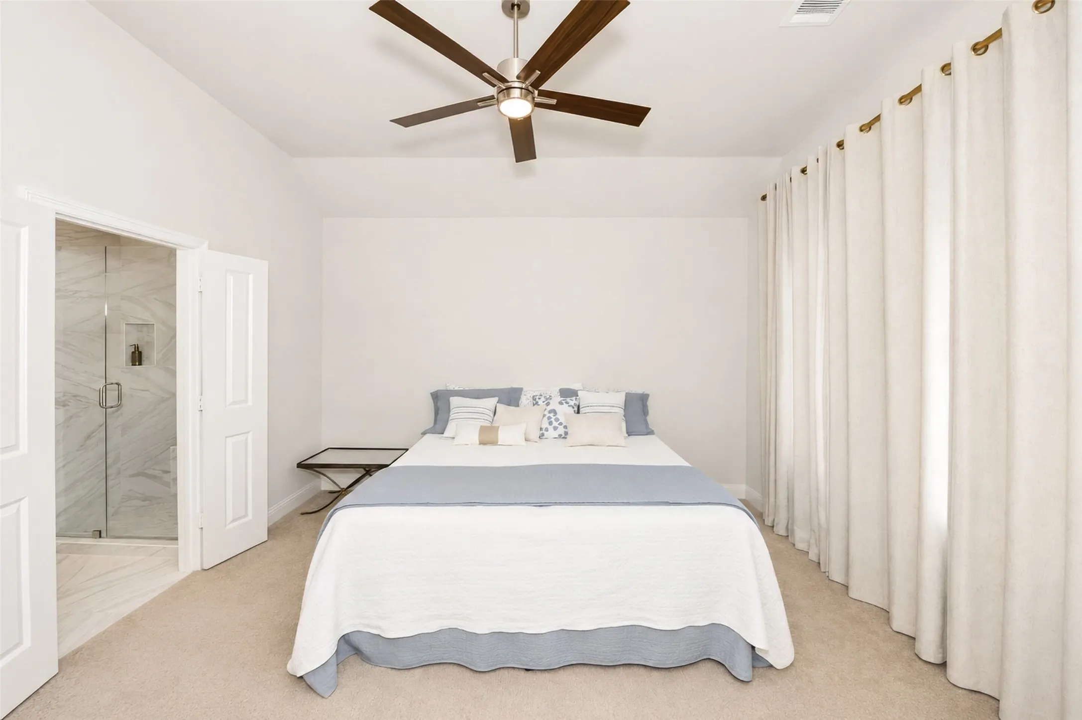 Single Family Residence For Sale in Denton County , 3904 Felicity Lane, Denton, Texas 76207, 3 Bedroom, 8 Bathroom, 2 Garage spaces, 2,255 Sqft, built in 2022, mls#21341477, Real Estate Agent in Denton, Homes For Sale in Denton county, Homes For Sale in Denton, Realtor in Denton Texas, Real Estate Brokerage Independent Realty Texas, Luminita Cordes Realtor