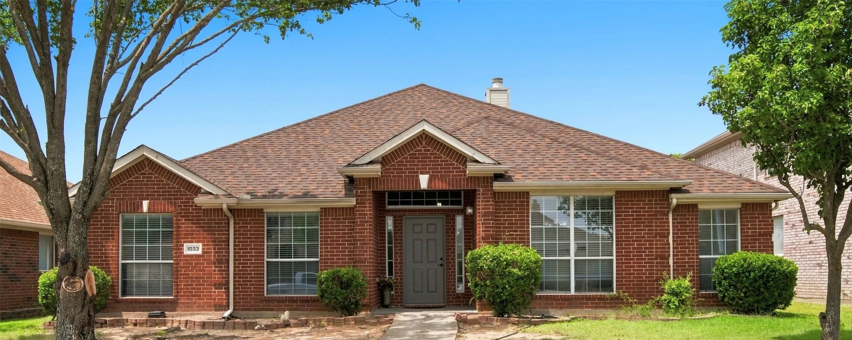 Single Family Residence For Rent in Dallas County , 1033 Suffolk Lane, Cedar Hill, Texas 75104, 4 Bedroom, 2 Bathroom, Garage spaces, 2,455 Sqft, built in 2002, mls#21361167, Real Estate Agent in Cedar Hill, Homes For Rent in Dallas county, Homes For Rent in Cedar Hill, Realtor in Cedar Hill Texas, Real Estate Brokerage Independent Realty Texas, Luminita Cordes Realtor