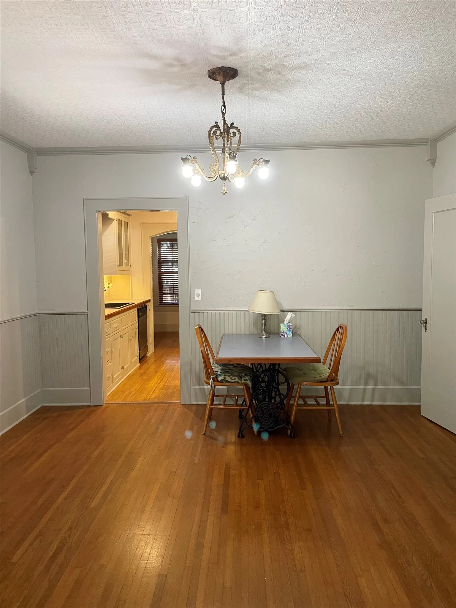 Formal Dining