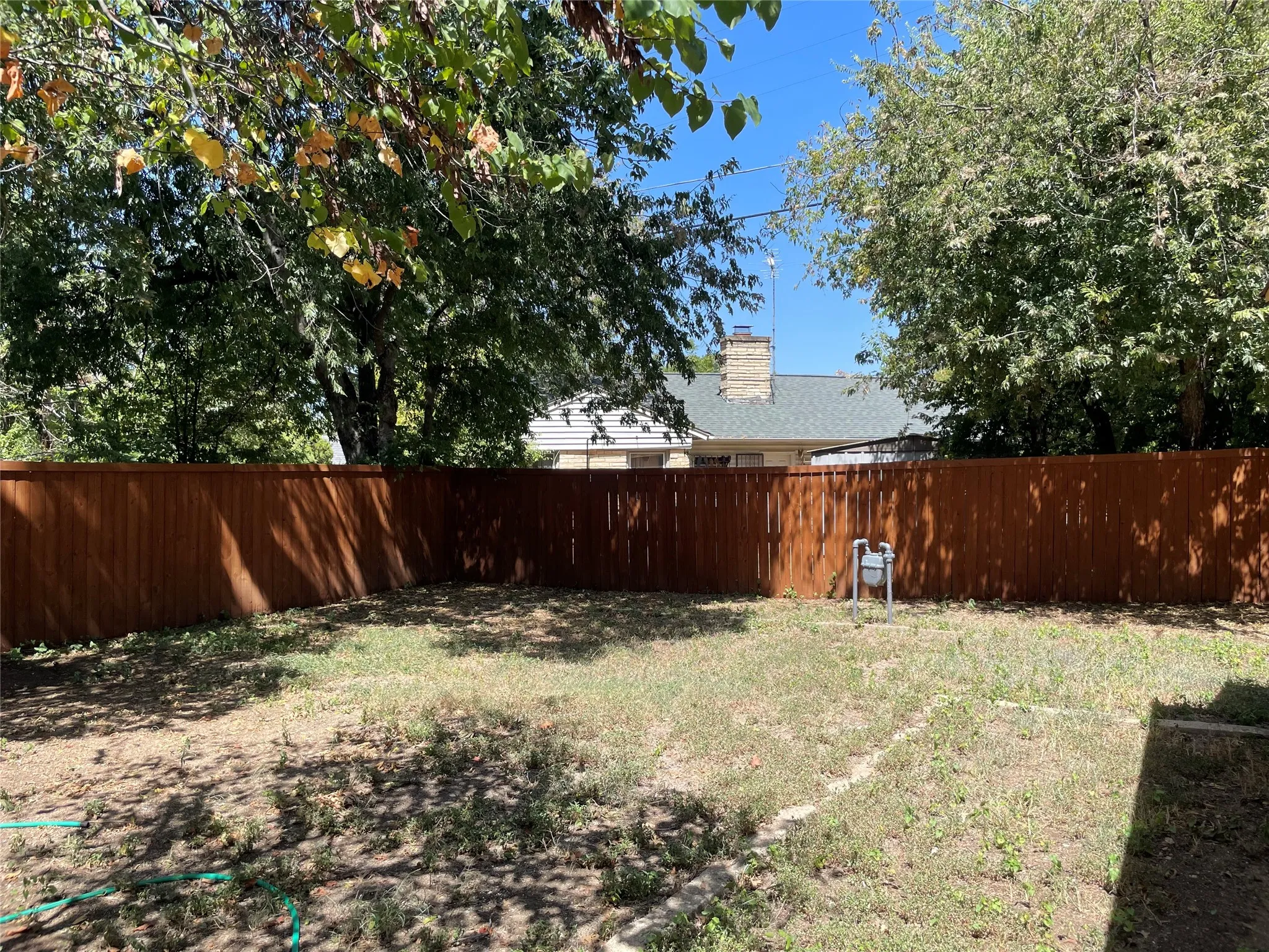 Single Family Residence For Sale in Tarrant County , 3915 Meadowbrook Drive, Fort Worth, Texas 76103, 3 Bedroom, 2 Bathroom, 2 Garage spaces, 1,812 Sqft, built in 1929, mls#21361005, Real Estate Agent in Fort Worth, Homes For Sale in Tarrant county, Homes For Sale in Fort Worth, Realtor in Fort Worth Texas, Real Estate Brokerage Independent Realty Texas, Luminita Cordes Realtor