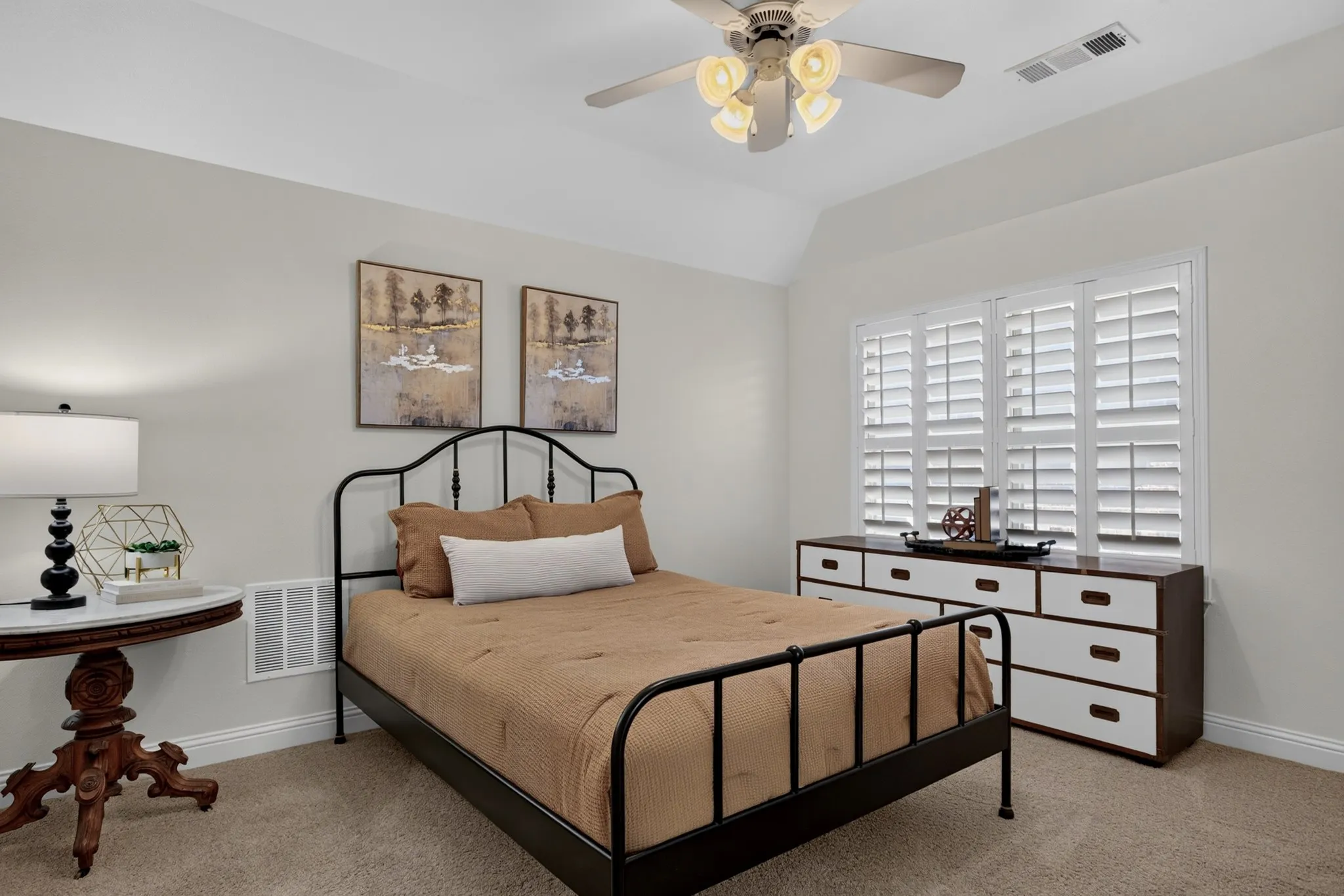 Single Family Residence For Sale in Denton County , 9114 Parson Drive, Lantana, Texas 76226, 5 Bedroom, 5 Bathroom, 3 Garage spaces, 4,688 Sqft, built in 2006, mls#21357325, Real Estate Agent in Lantana, Homes For Sale in Denton county, Homes For Sale in Lantana, Realtor in Lantana Texas, Real Estate Brokerage Independent Realty Texas, Luminita Cordes Realtor